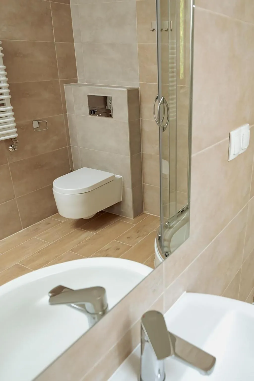 Shower in Apart Rooms by Apart Hostel S8