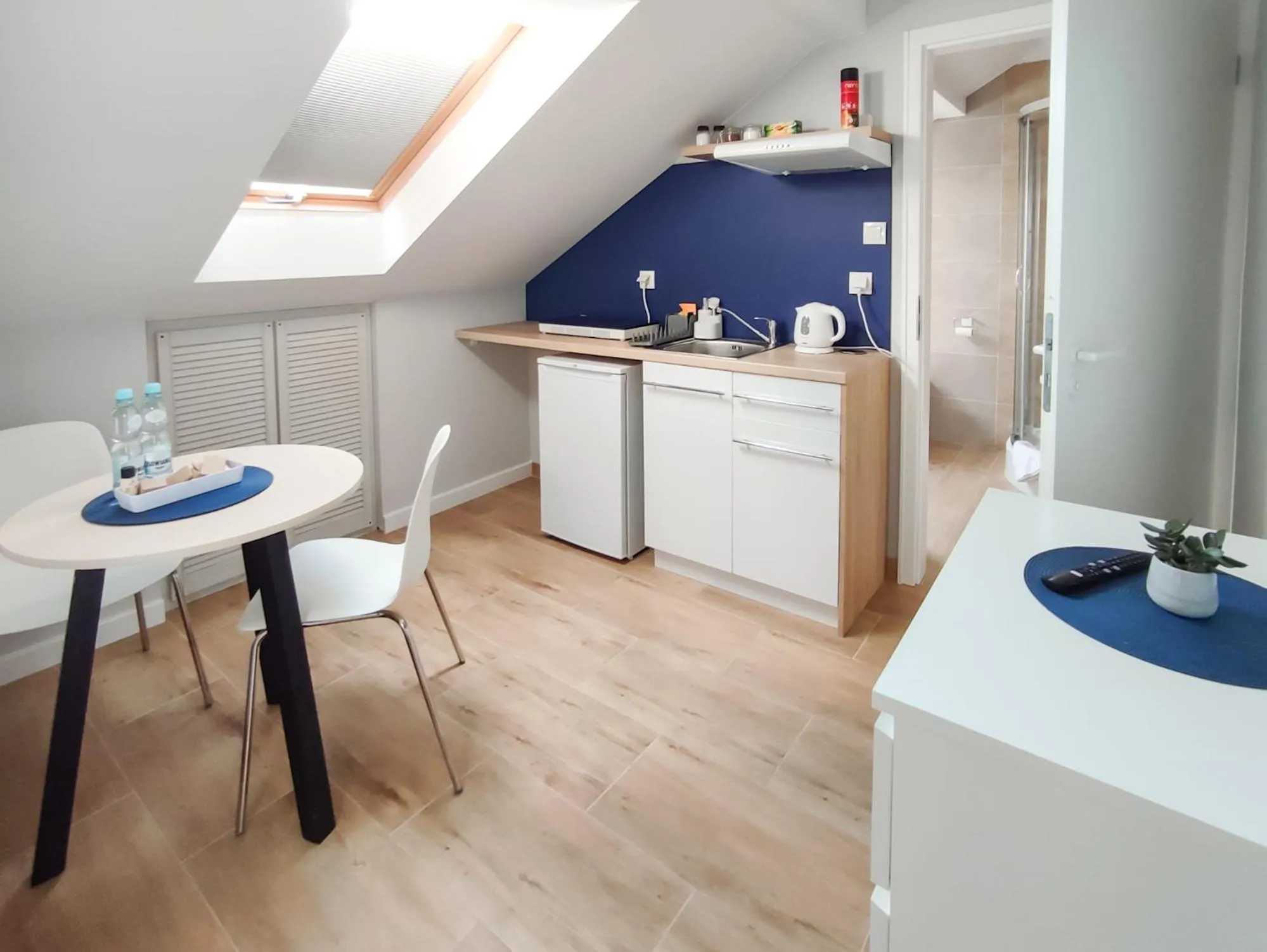 Kitchen or kitchenette in Apart Rooms by Apart Hostel S8