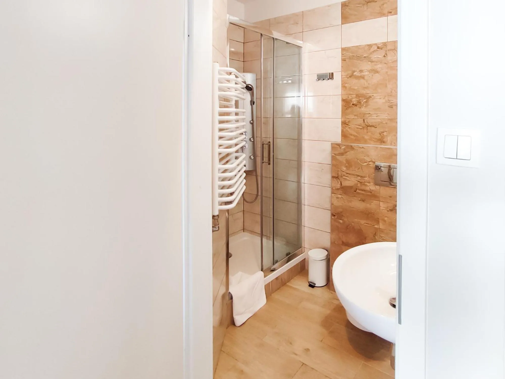 Shower in Apart Rooms by Apart Hostel S8