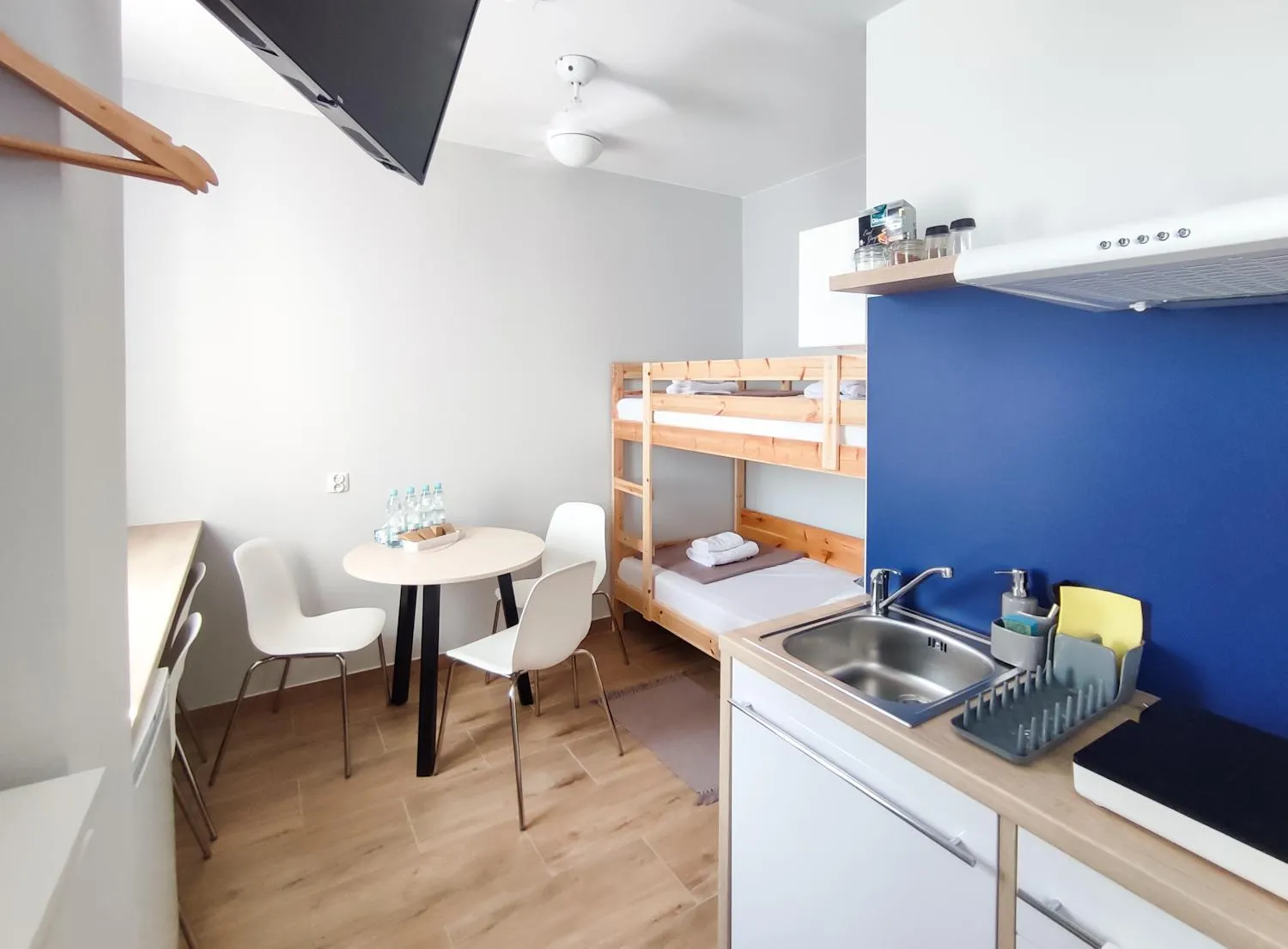 Photo of the whole room in Apart Rooms by Apart Hostel S8