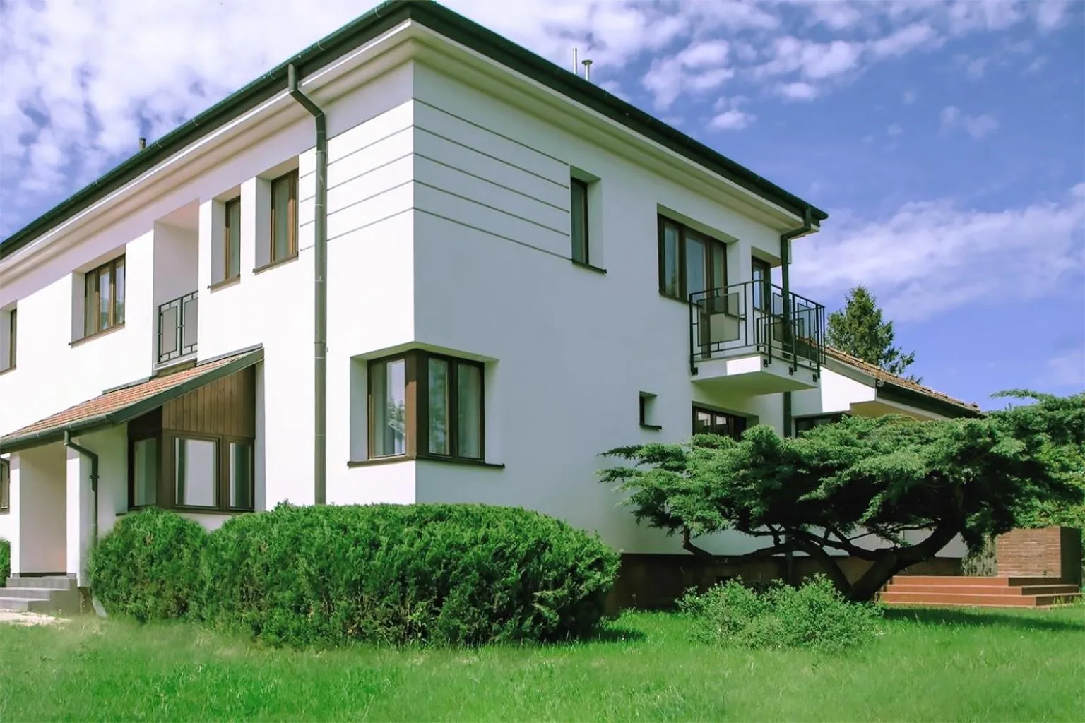 Property building in Apart Rooms by Apart Hostel S8