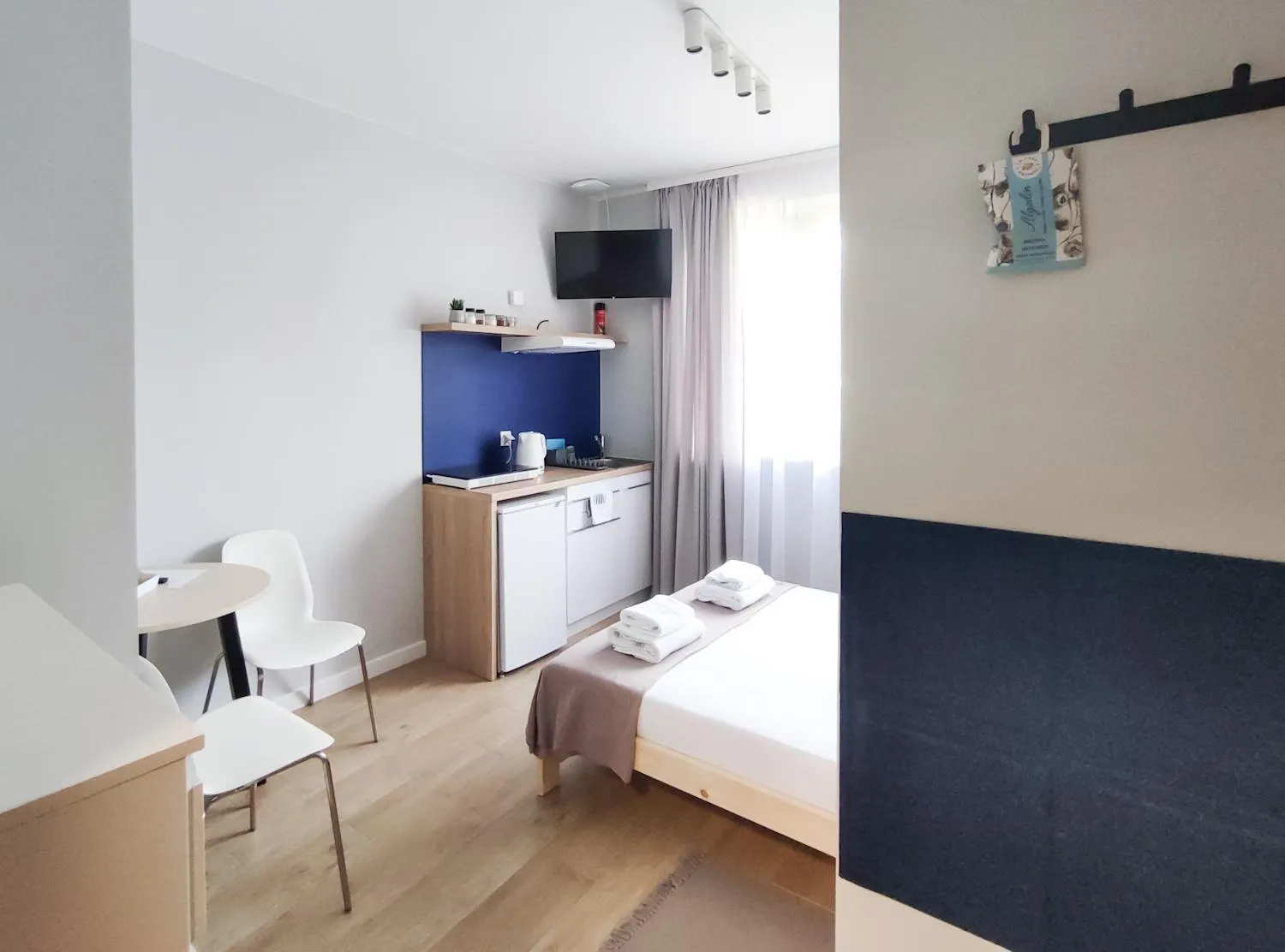 Photo of the whole room, Bed in Apart Rooms by Apart Hostel S8