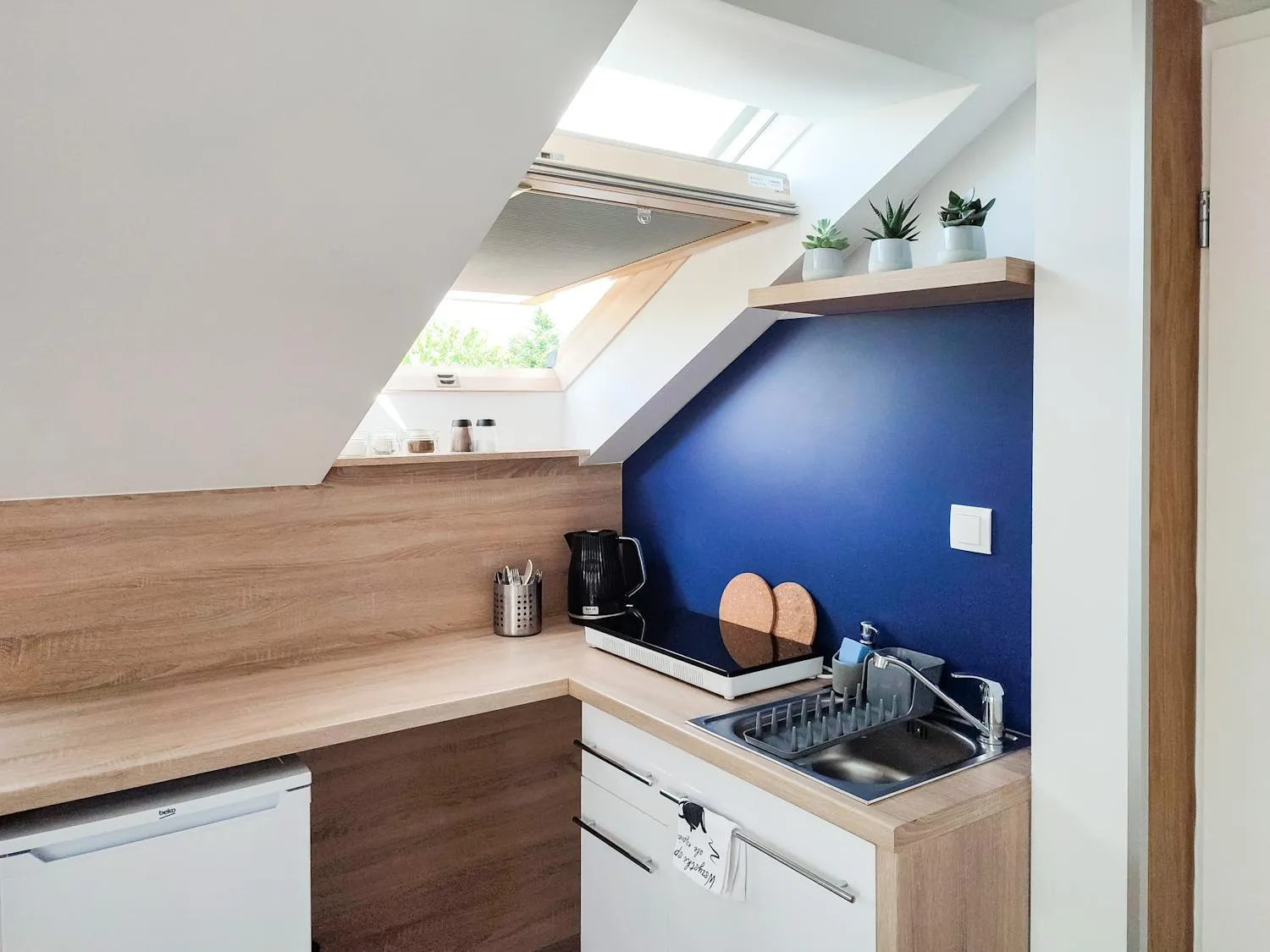 Kitchen or kitchenette in Apart Rooms by Apart Hostel S8