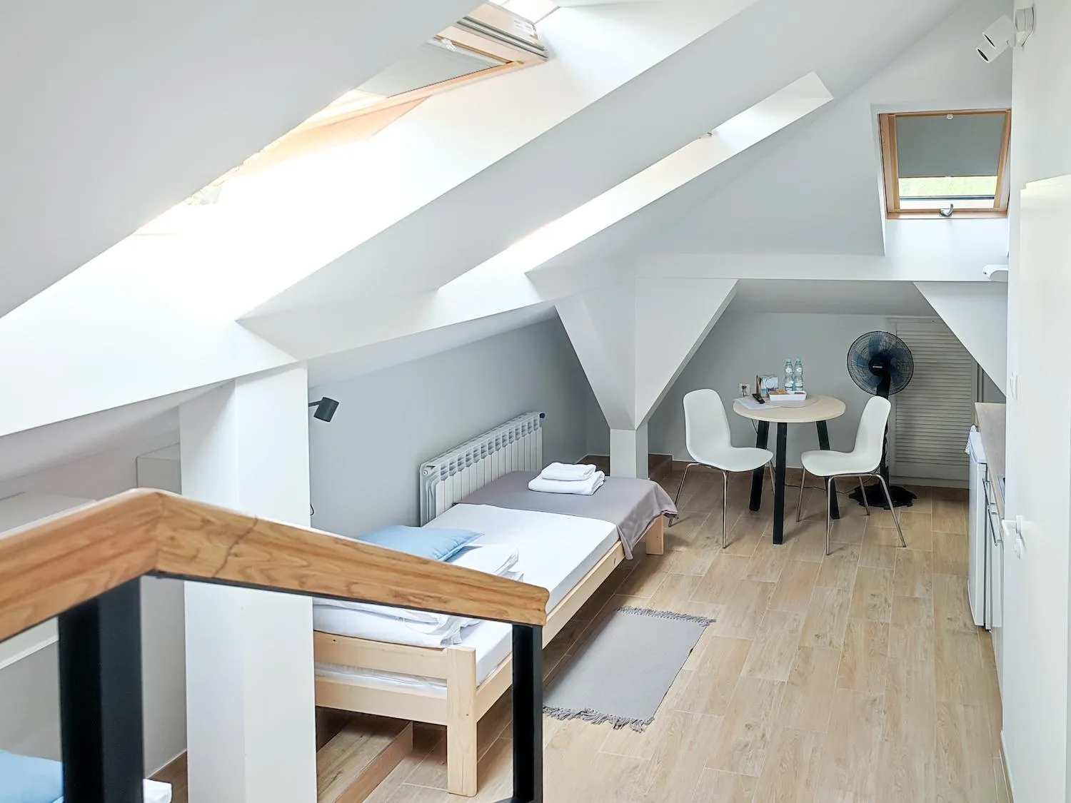 Photo of the whole room, Bed in Apart Rooms by Apart Hostel S8