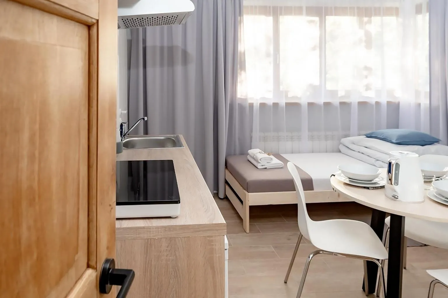 stove in Apart Rooms by Apart Hostel S8