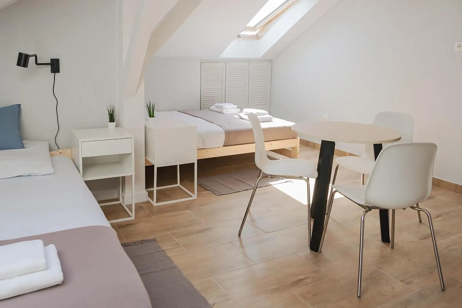 Photo of the whole room, Bed in Apart Rooms by Apart Hostel S8