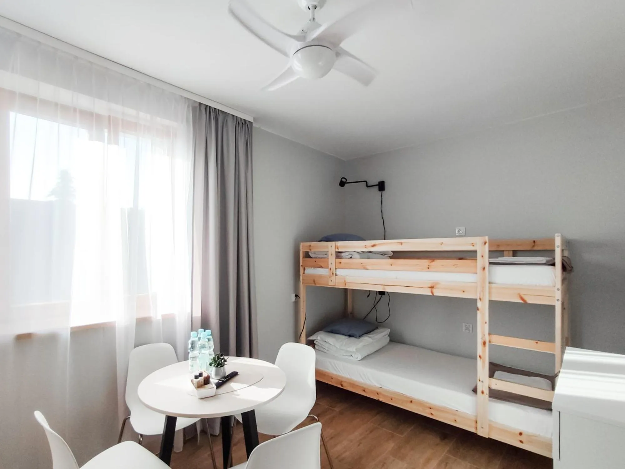 Photo of the whole room, Bed in Apart Rooms by Apart Hostel S8