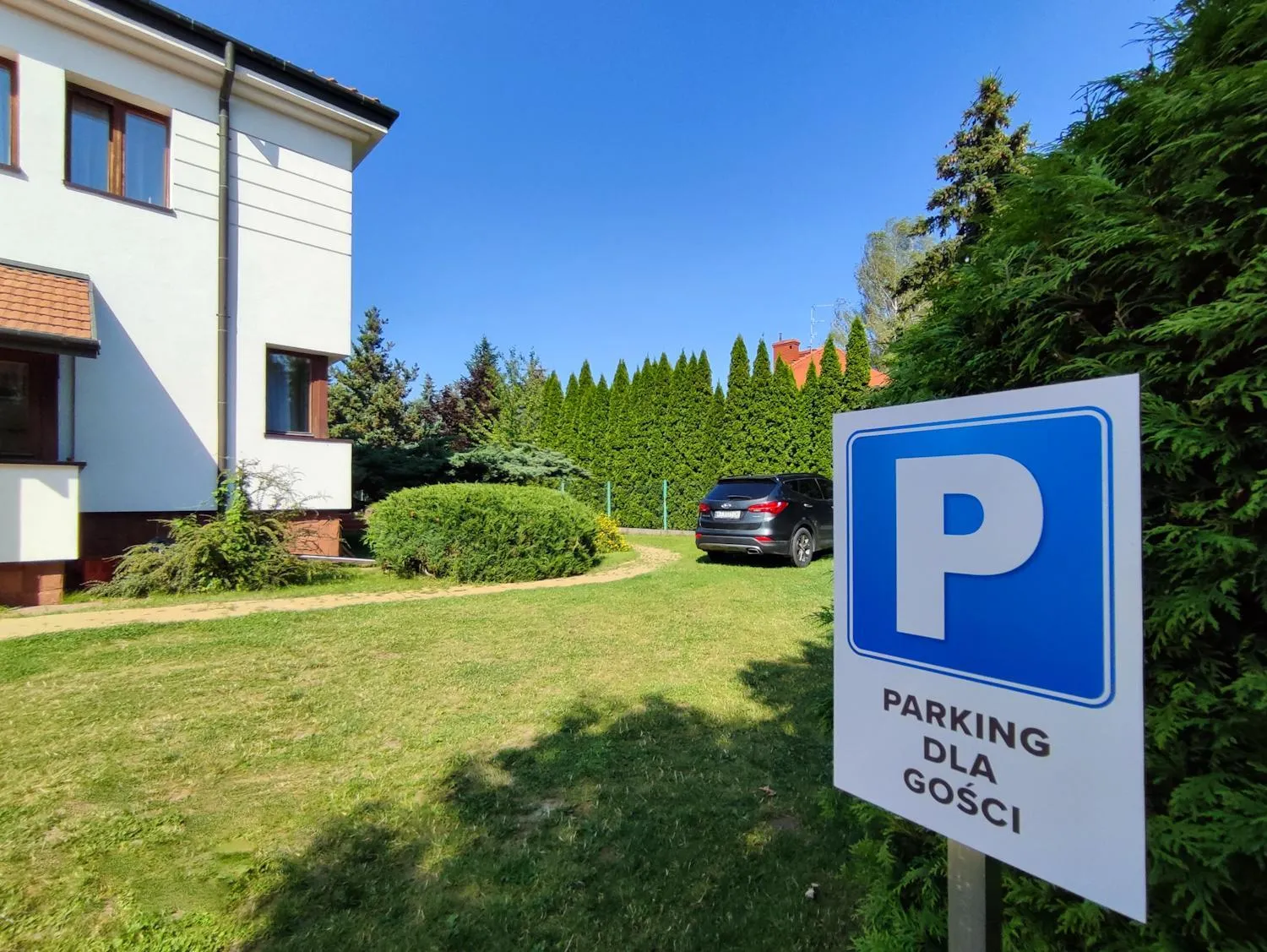 Parking in Apart Rooms by Apart Hostel S8