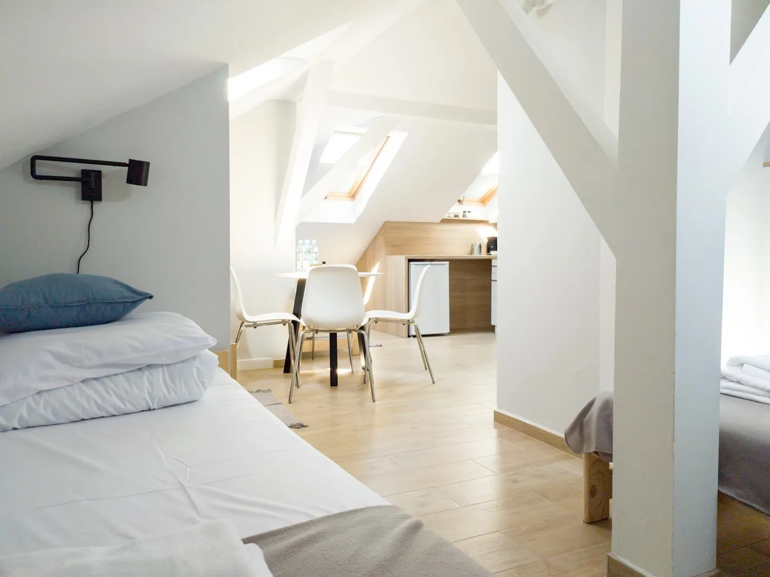 Photo of the whole room, Bed in Apart Rooms by Apart Hostel S8