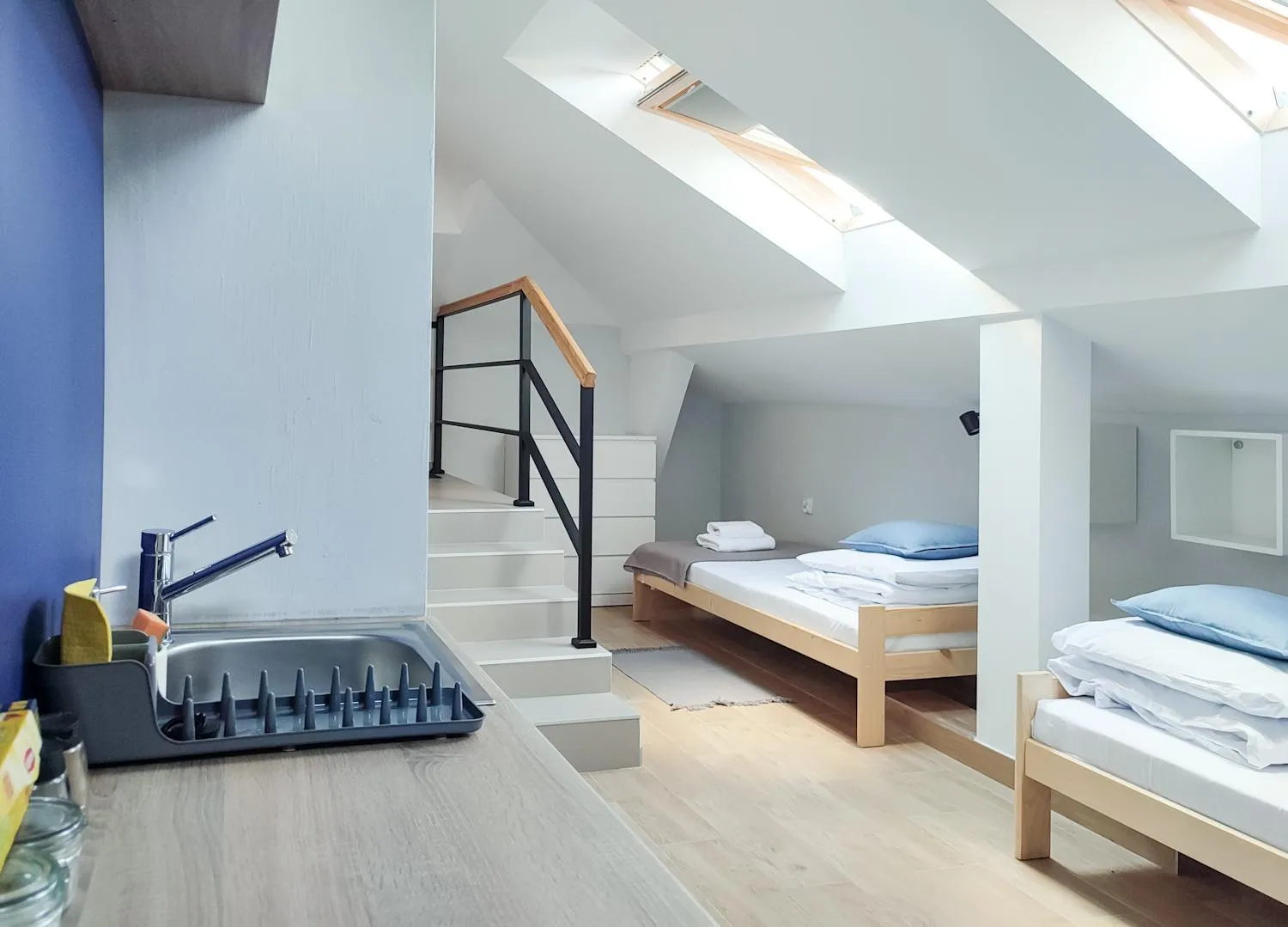 Photo of the whole room, Bed in Apart Rooms by Apart Hostel S8