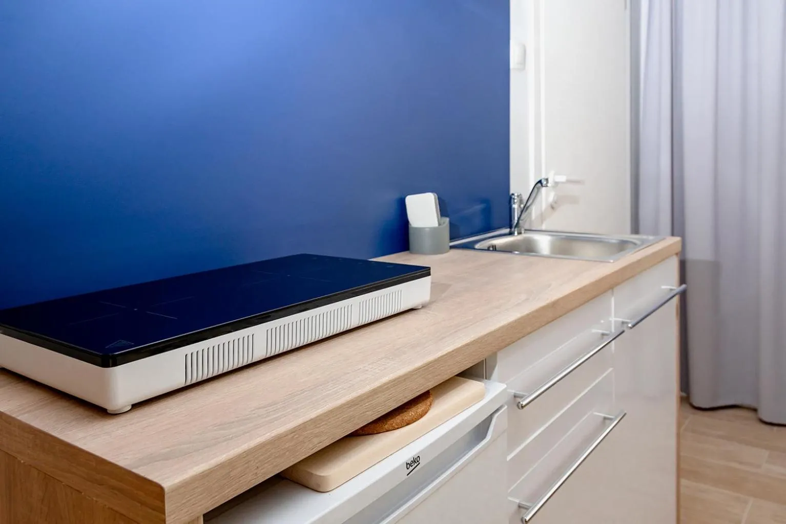 Kitchen or kitchenette in Apart Rooms by Apart Hostel S8