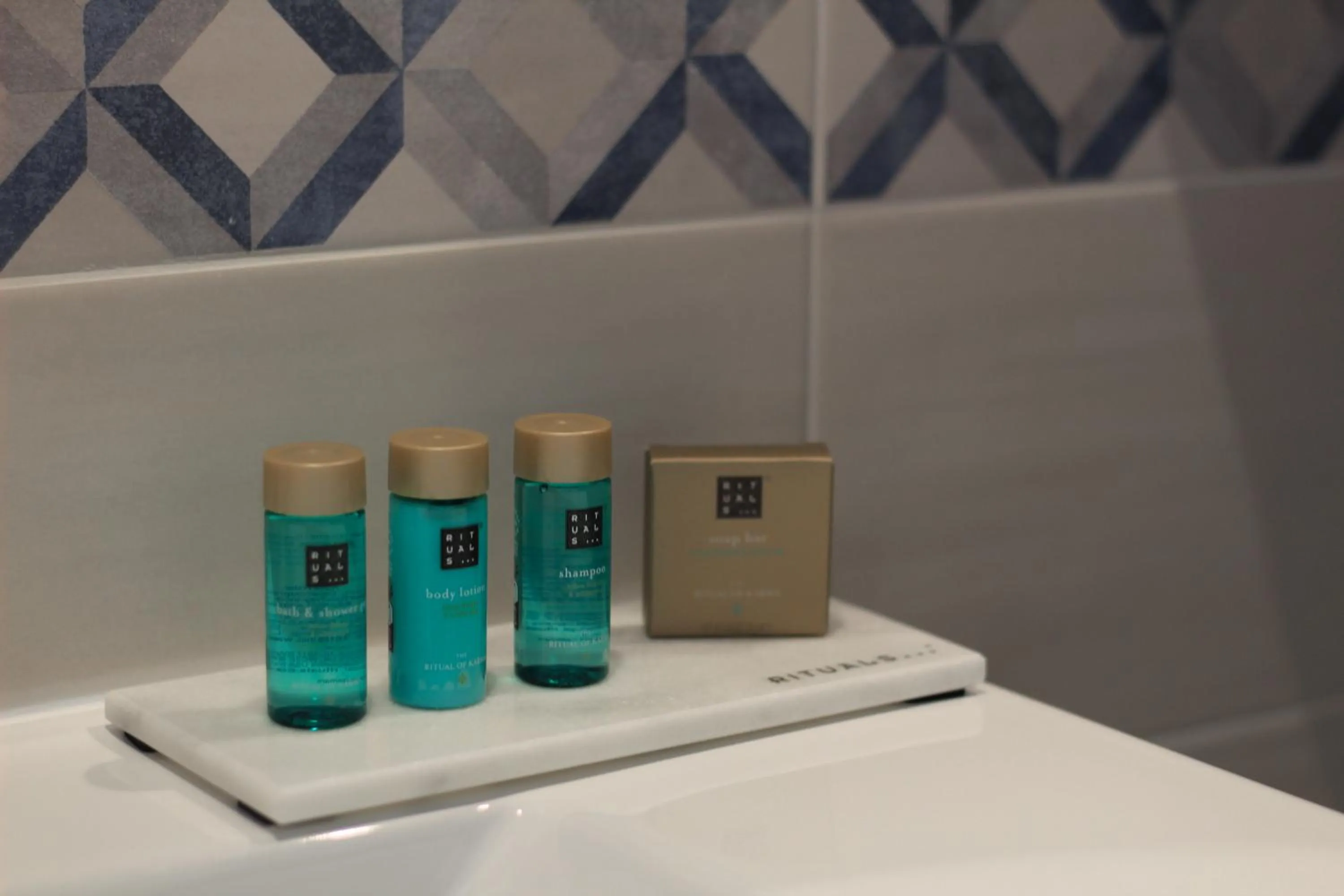 Bathroom in Osprey Menorca Hotel