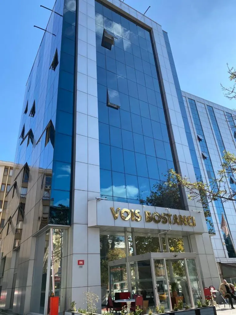 Property building in Vois Hotel Bostanci & SPA