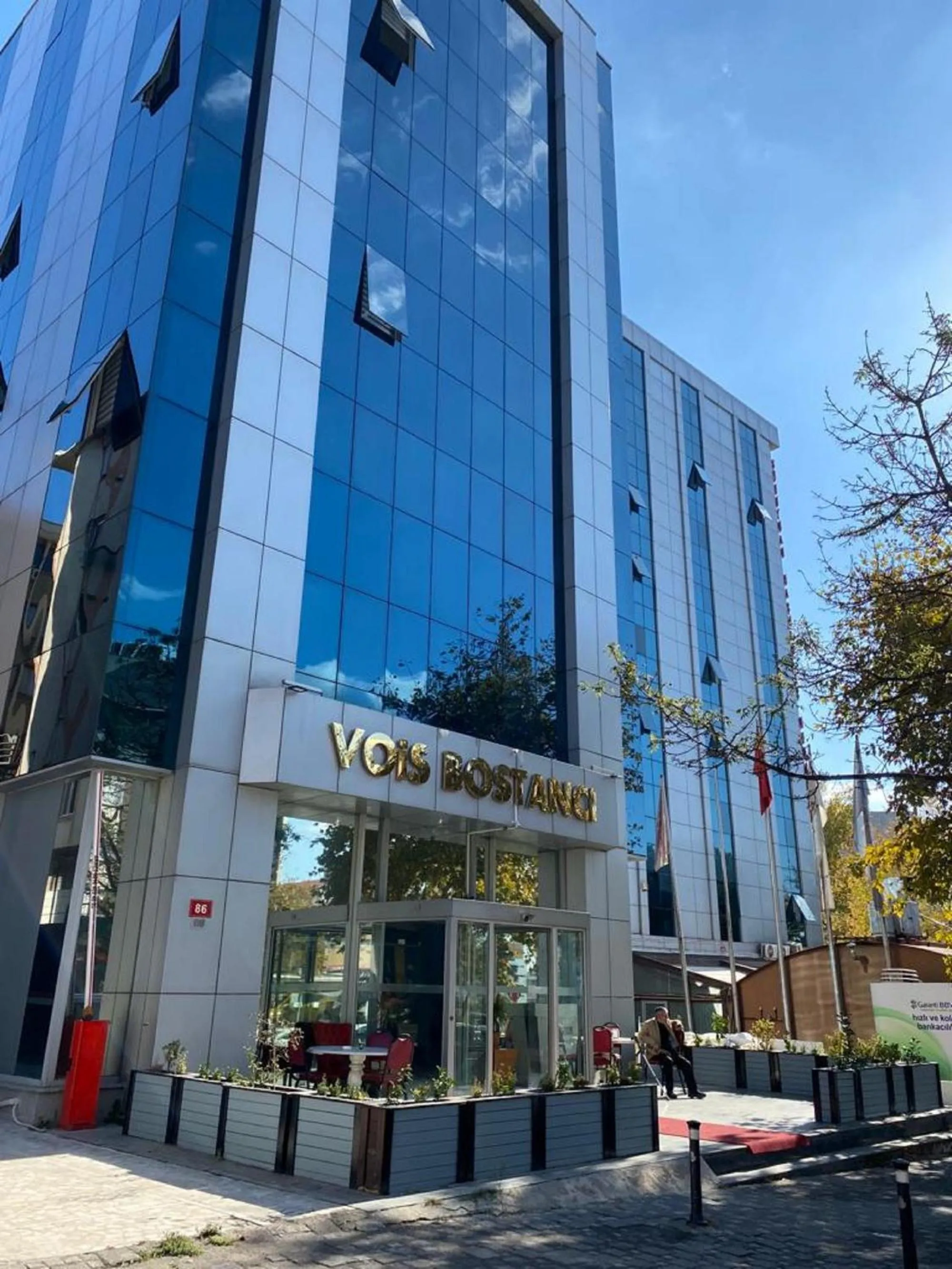 Property building in Vois Hotel Bostanci & SPA