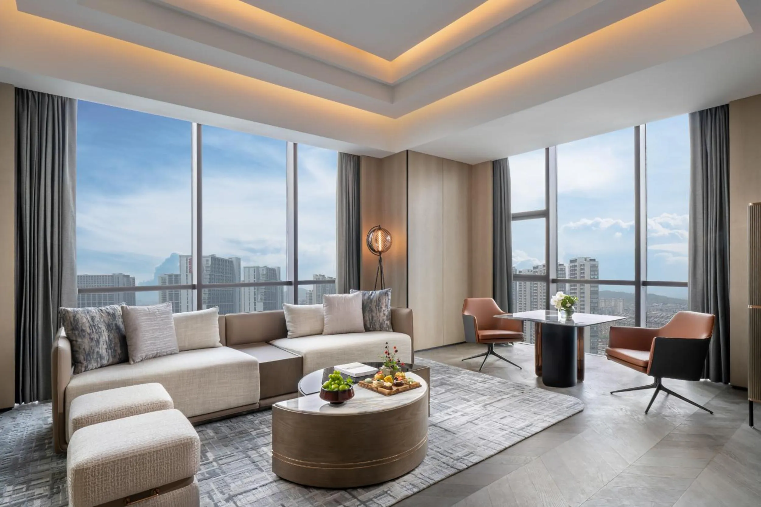 Living room in InterContinental Hangzhou Liangzhu by IHG