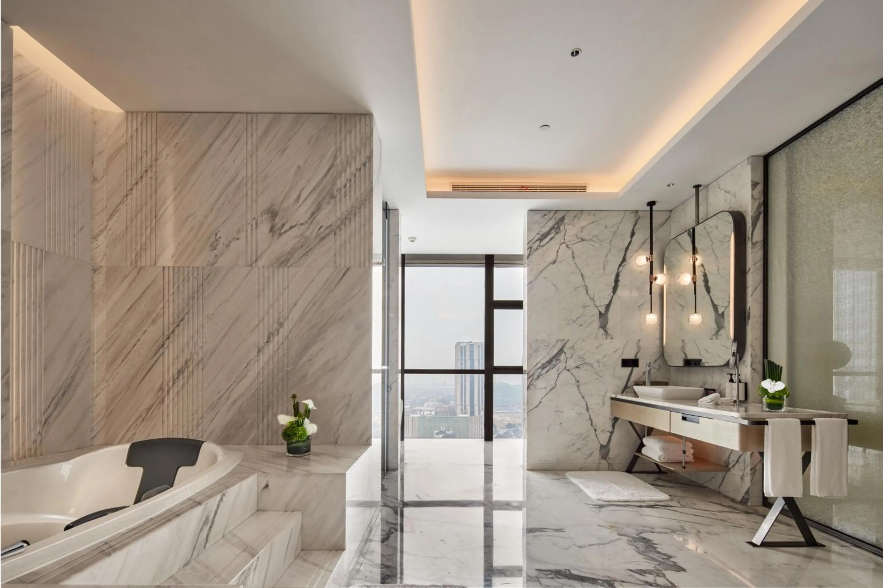 Bathroom in InterContinental Hangzhou Liangzhu by IHG