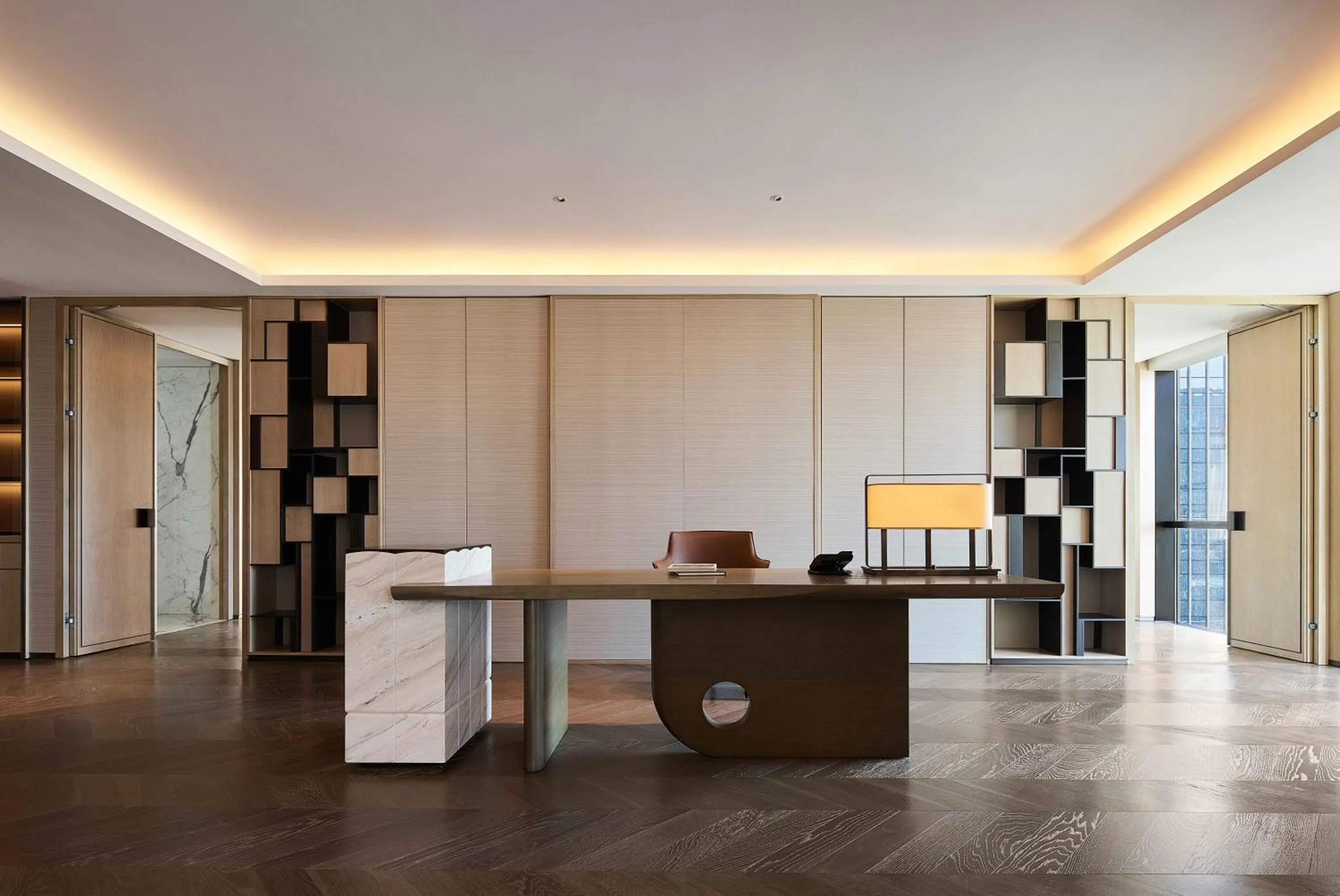 Living room in InterContinental Hangzhou Liangzhu by IHG