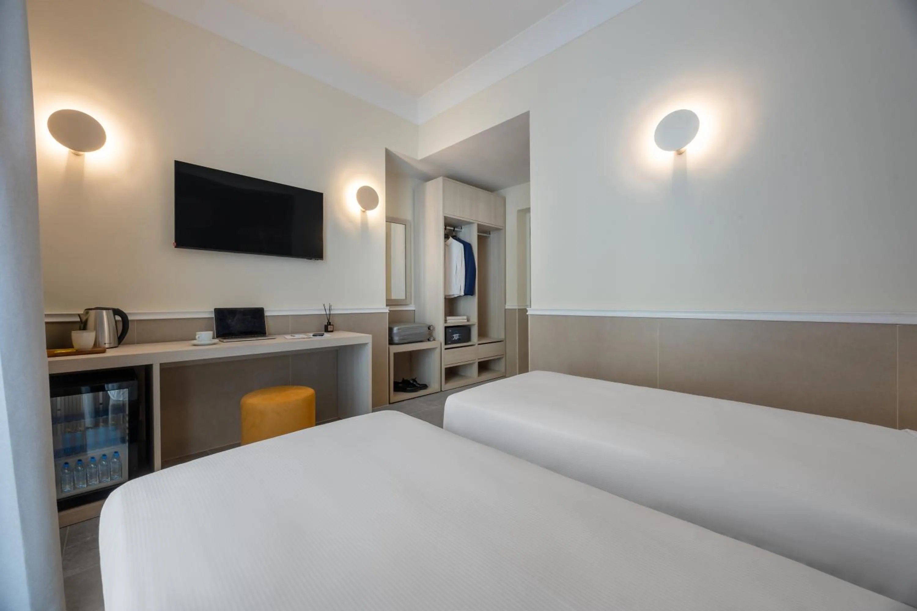 Bed in Hotel Astoria Garden