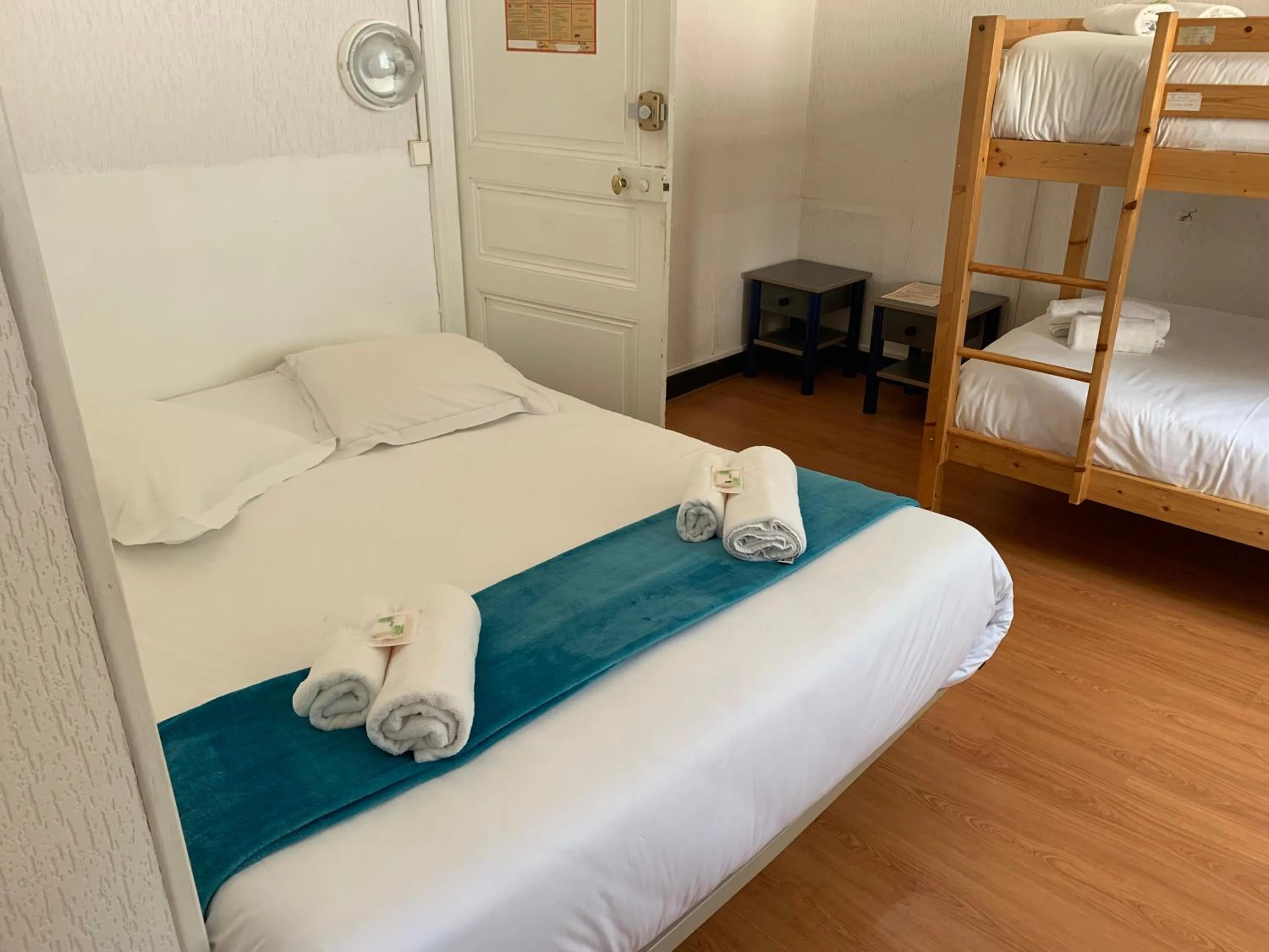 Bed in Le Pourquoi pas