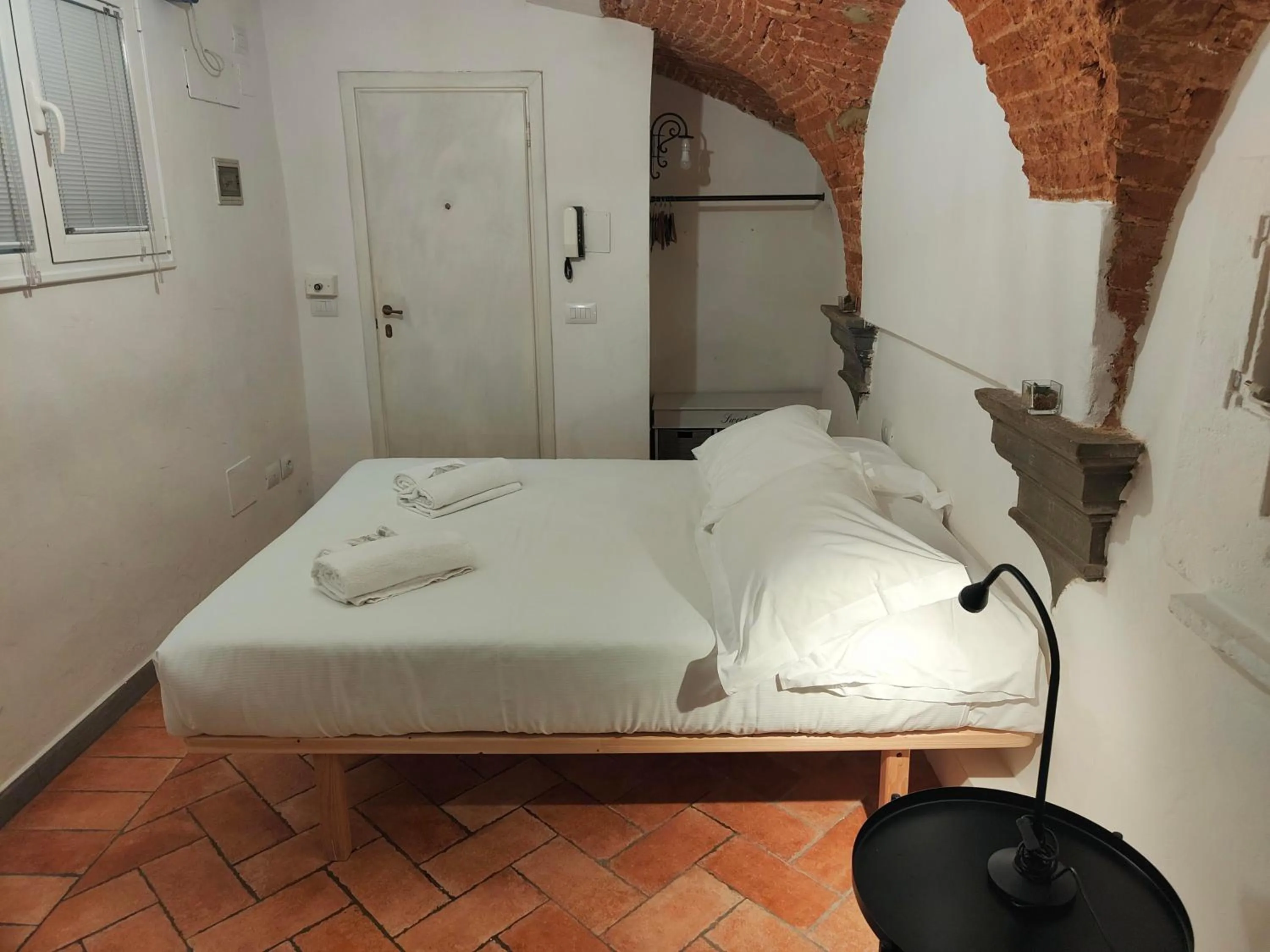 NINA DUOMO APARTMENT