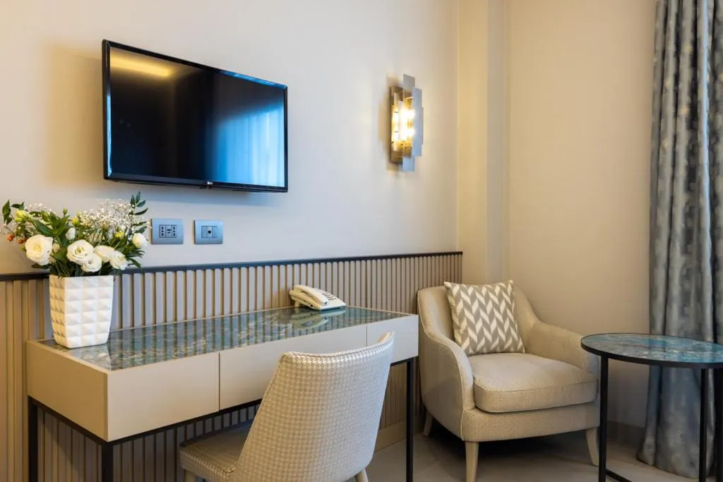 Seating area in Abacus Hotel