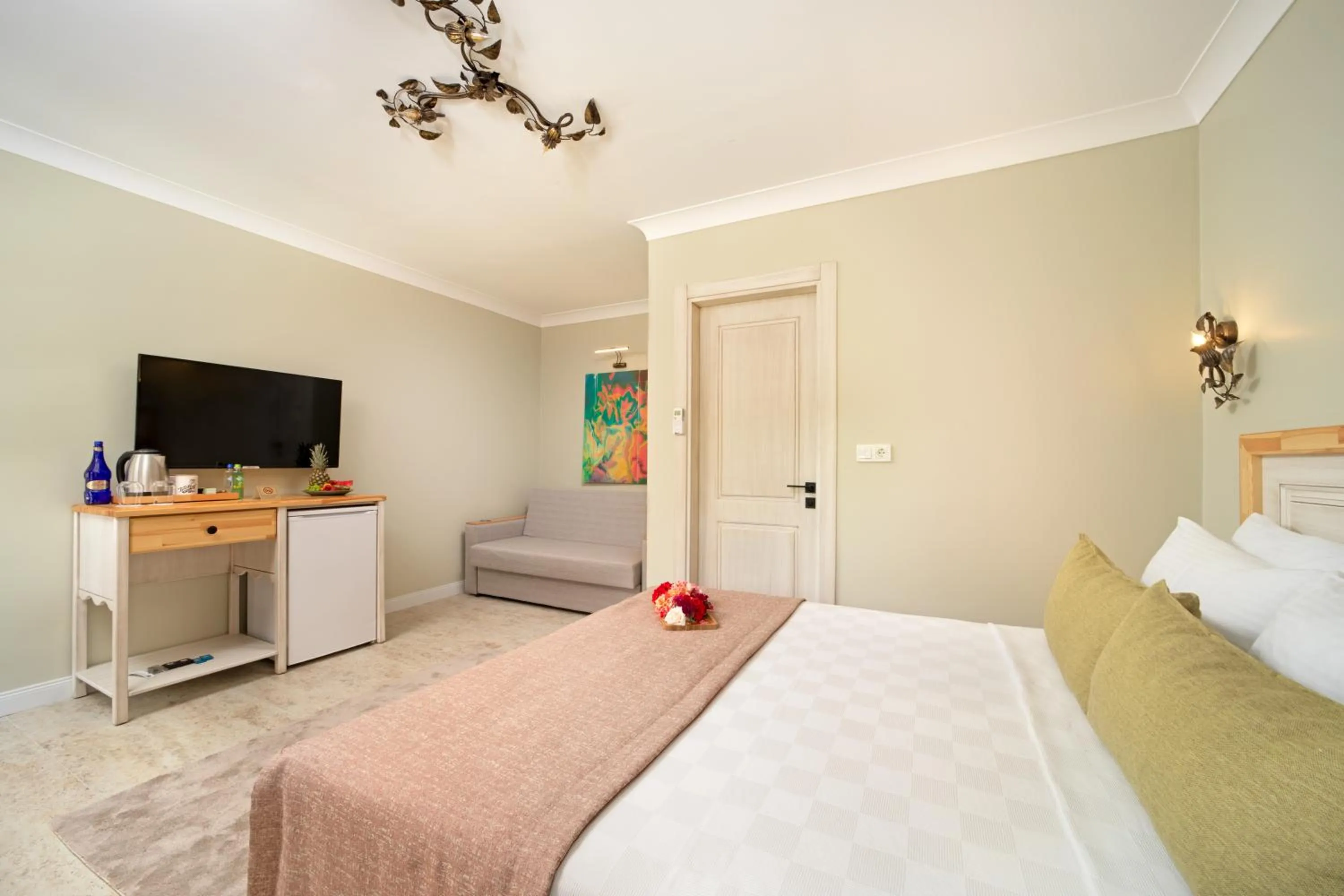 Bed in Orange Garden Hotel Akyaka