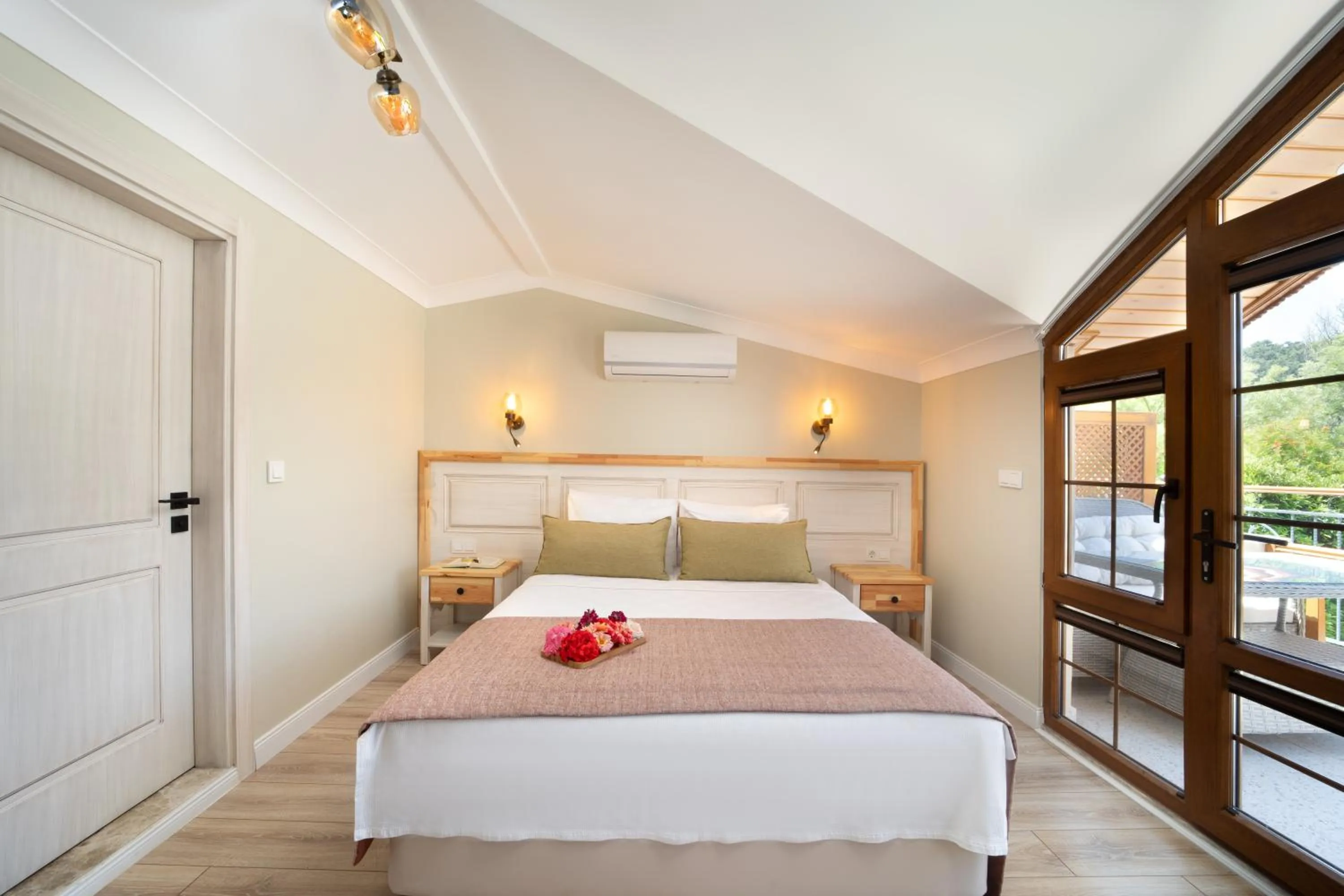 Bed in Orange Garden Hotel Akyaka