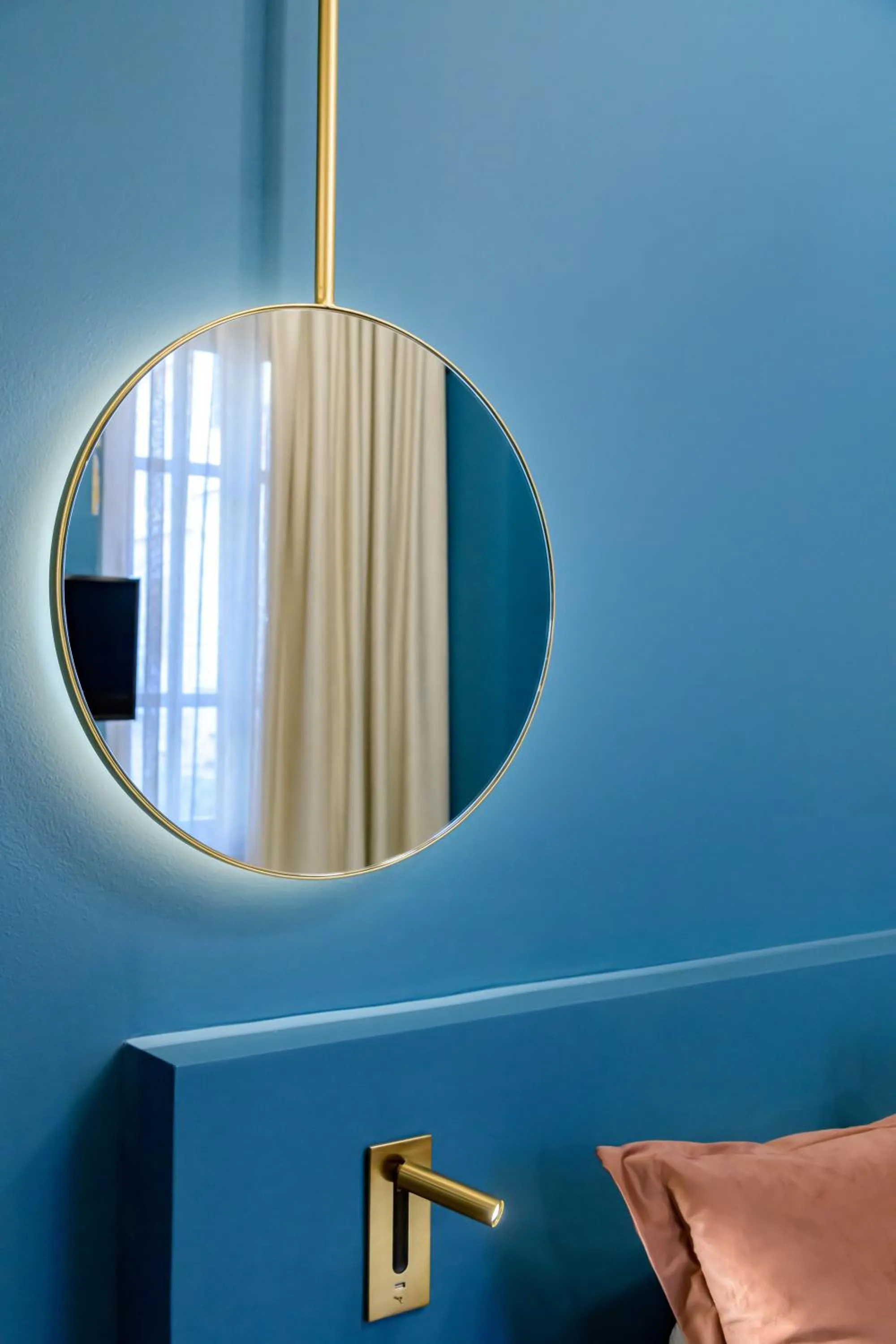 Decorative detail in Urban Tales