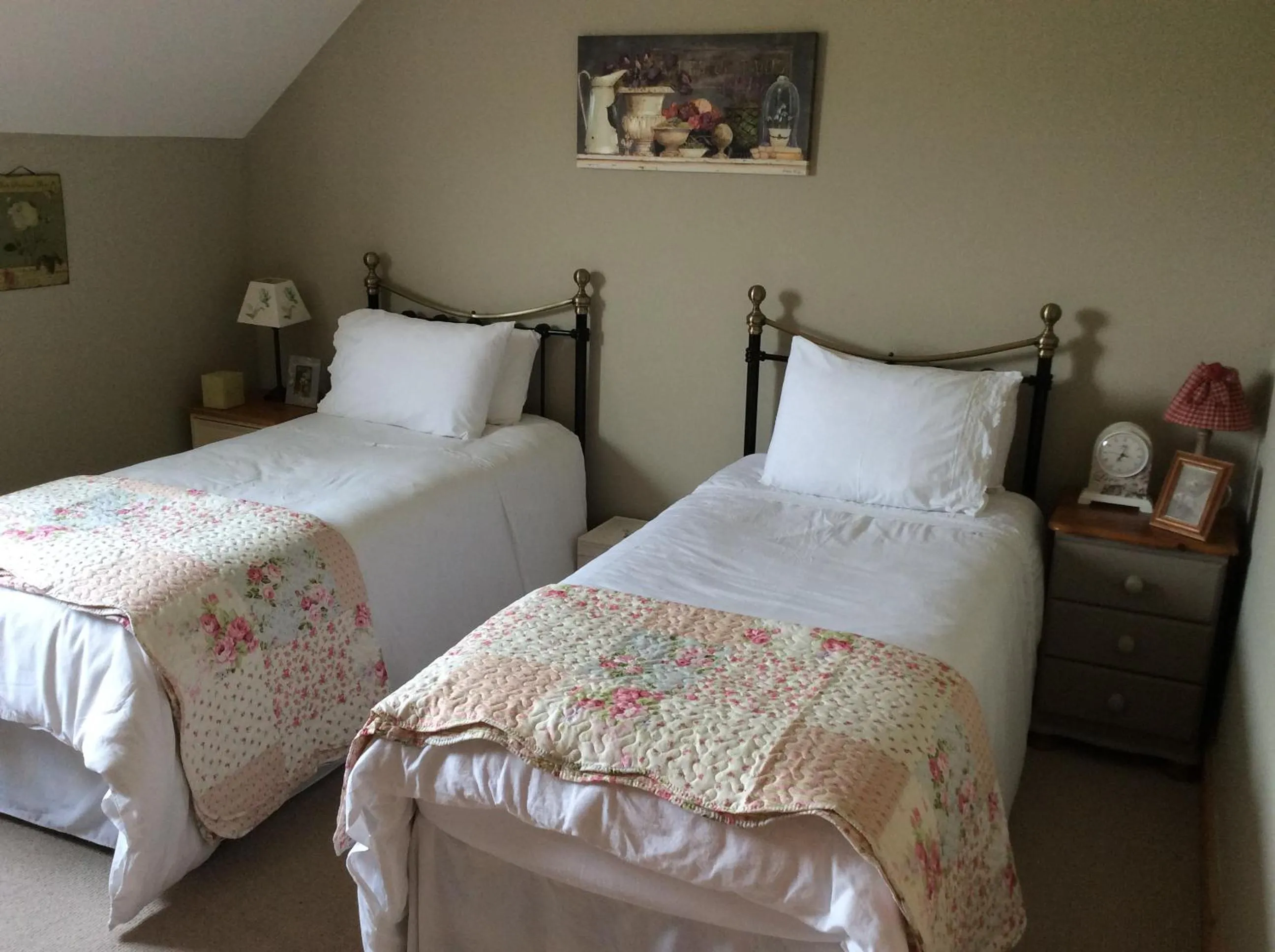 Photo of the whole room in Bosvean House Bed & Breakfast