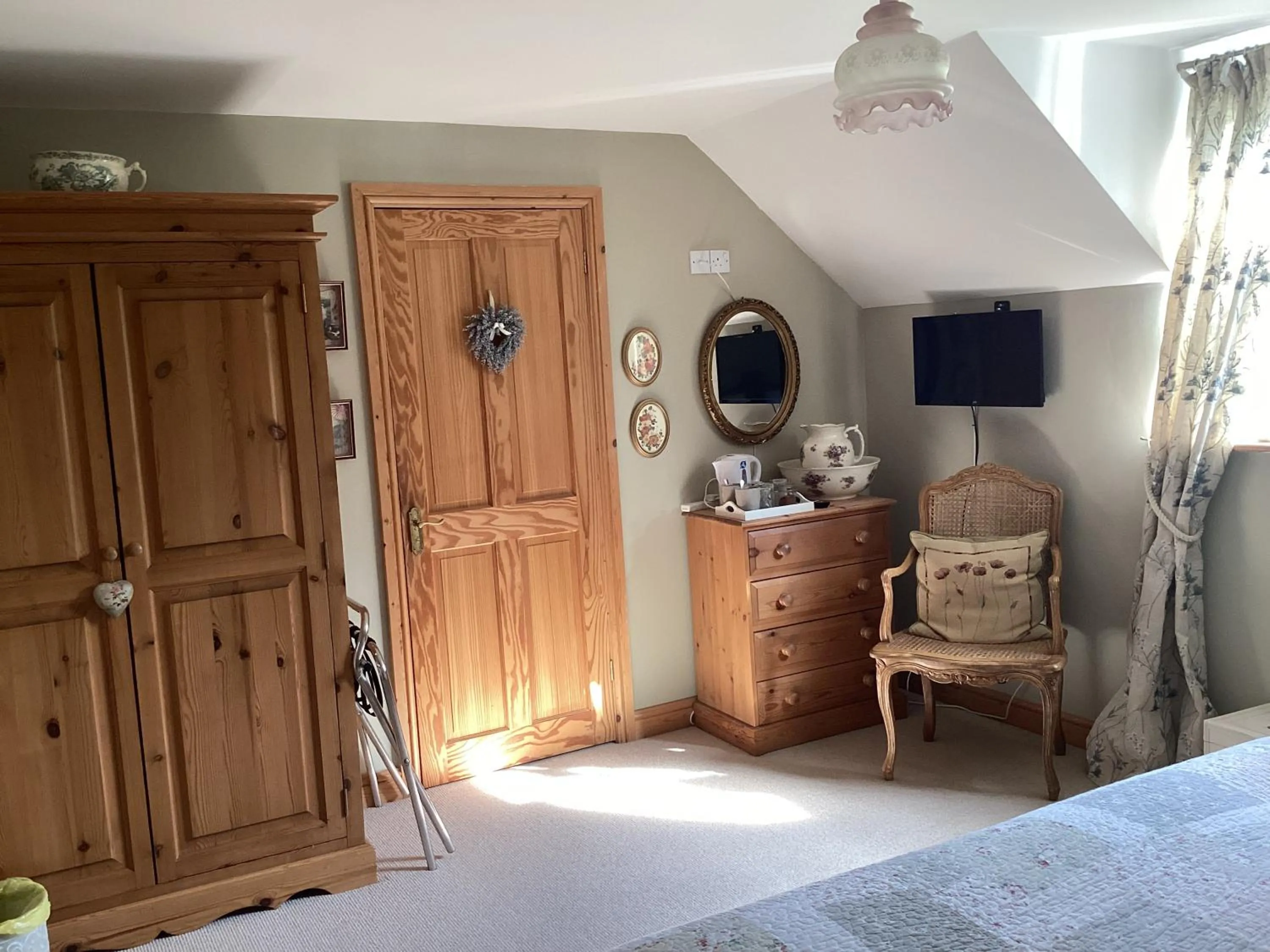 Photo of the whole room in Bosvean House Bed & Breakfast