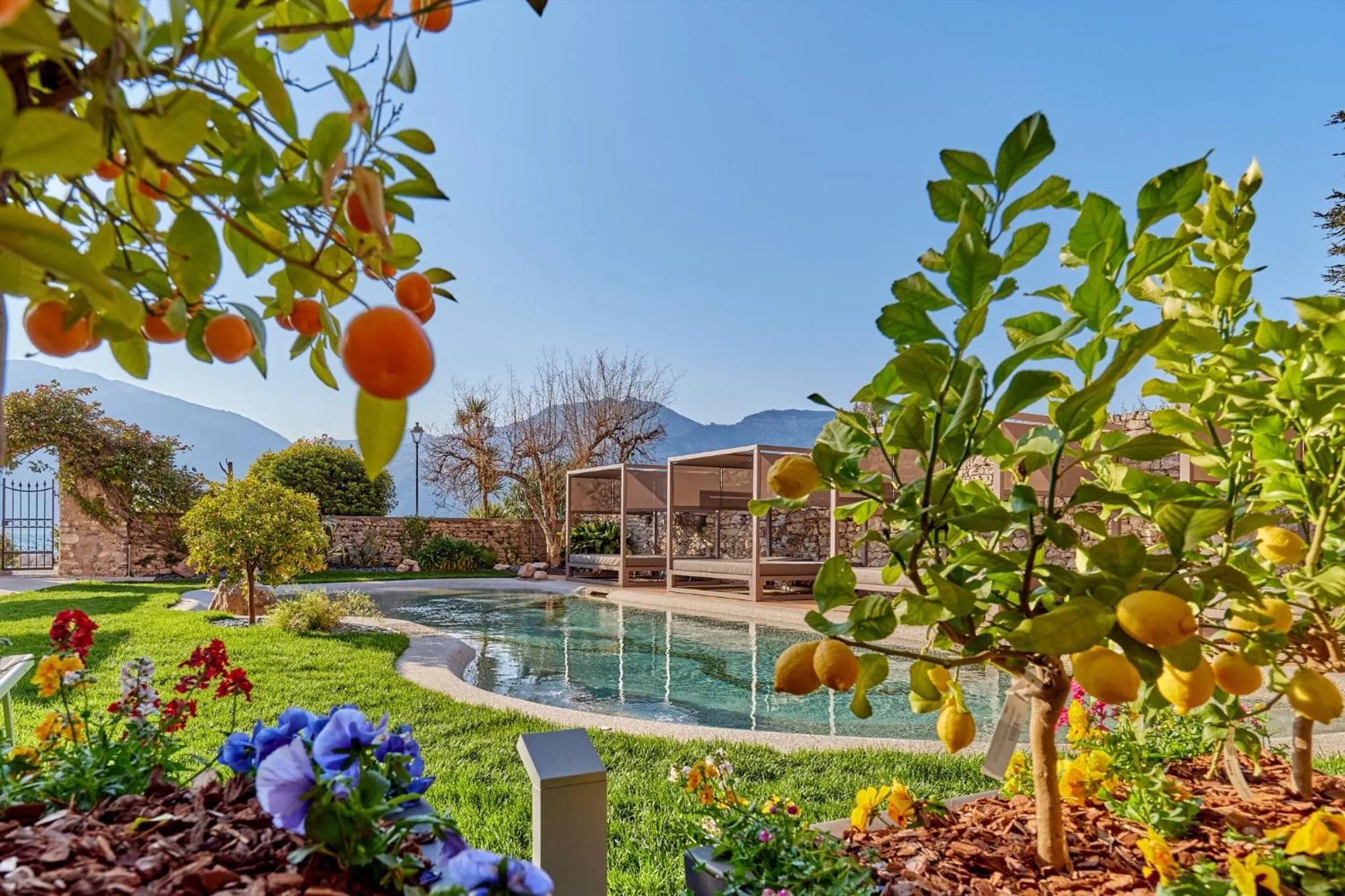 Day in Lake Front Hotel Brenzone