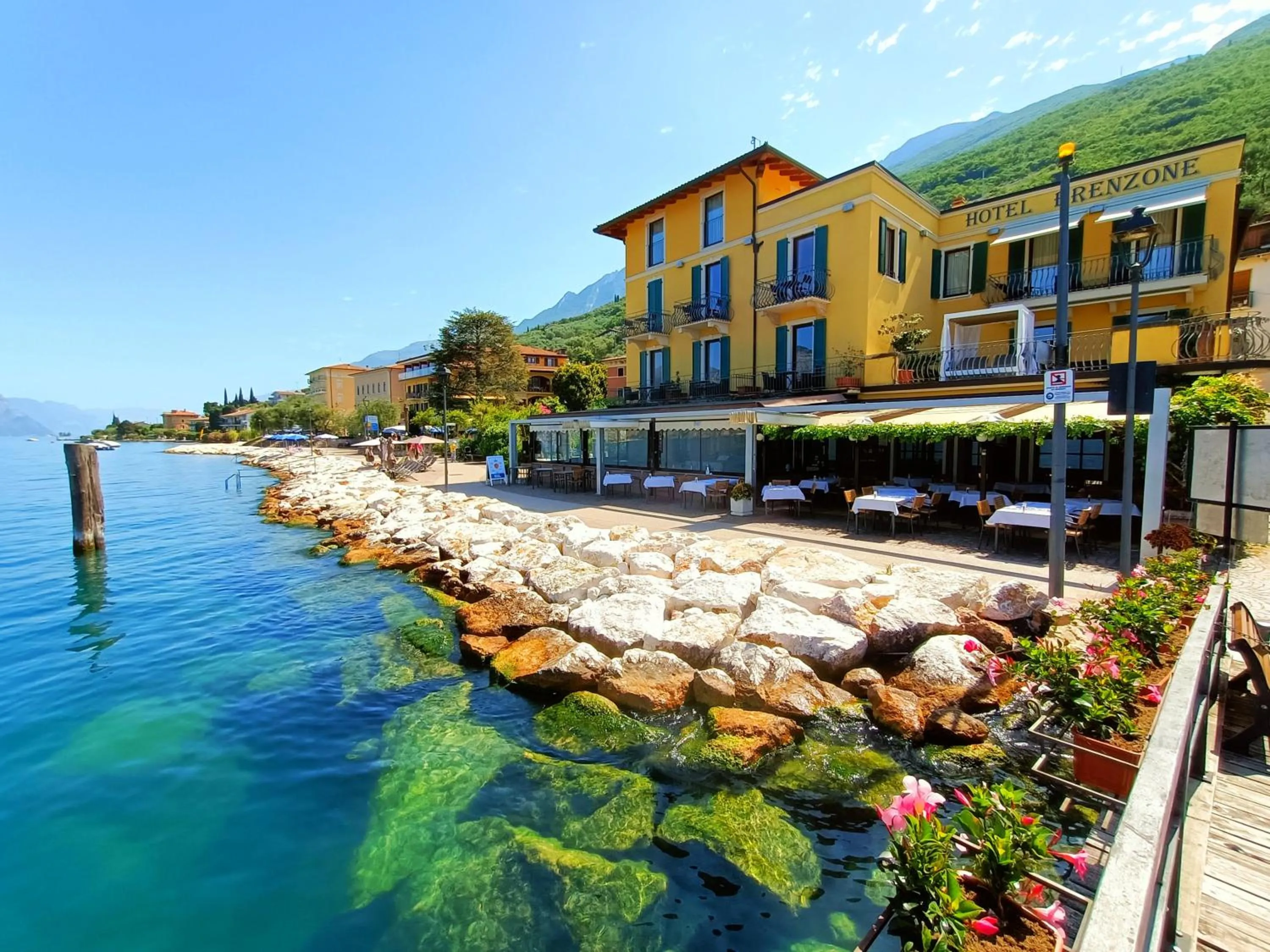 Property building in Lake Front Hotel Brenzone