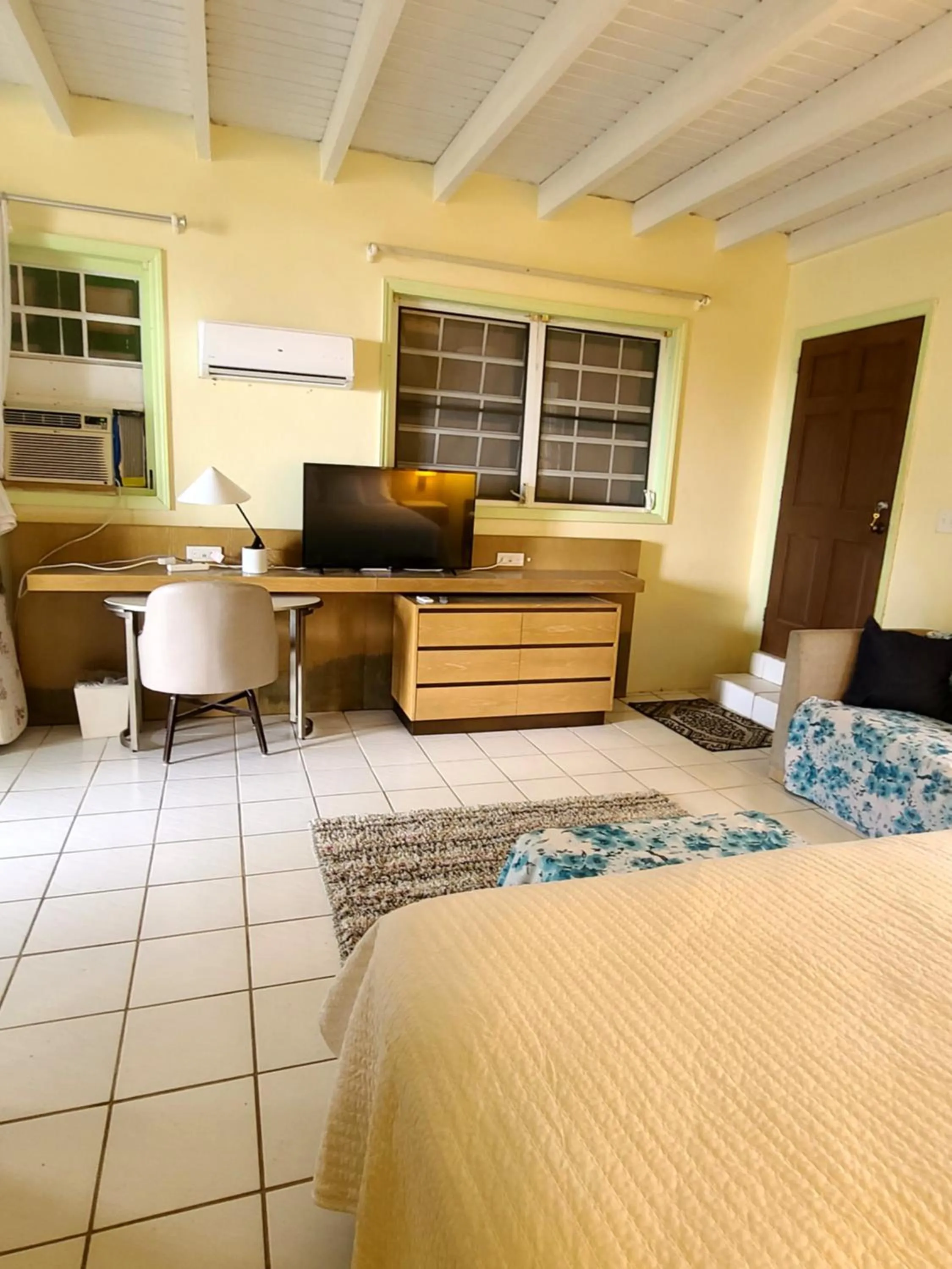 Boundless Bliss Hotel