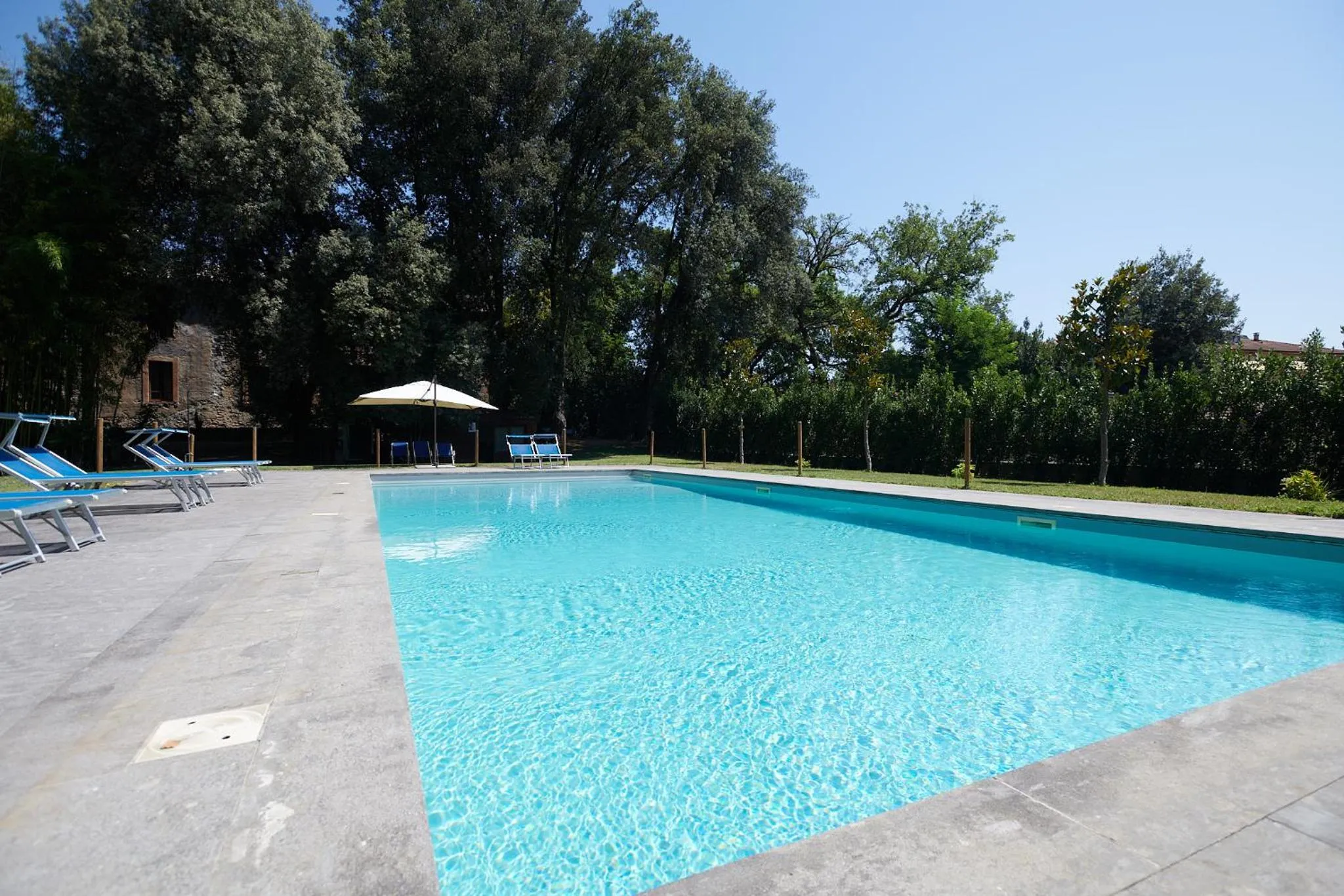Swimming pool in Hotel Villa Ciconia