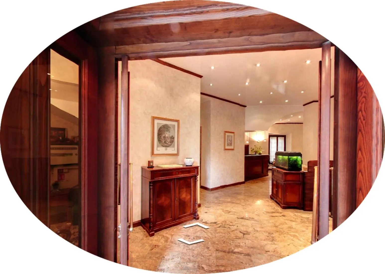 Lobby or reception in Hotel Valentino Centro Storico