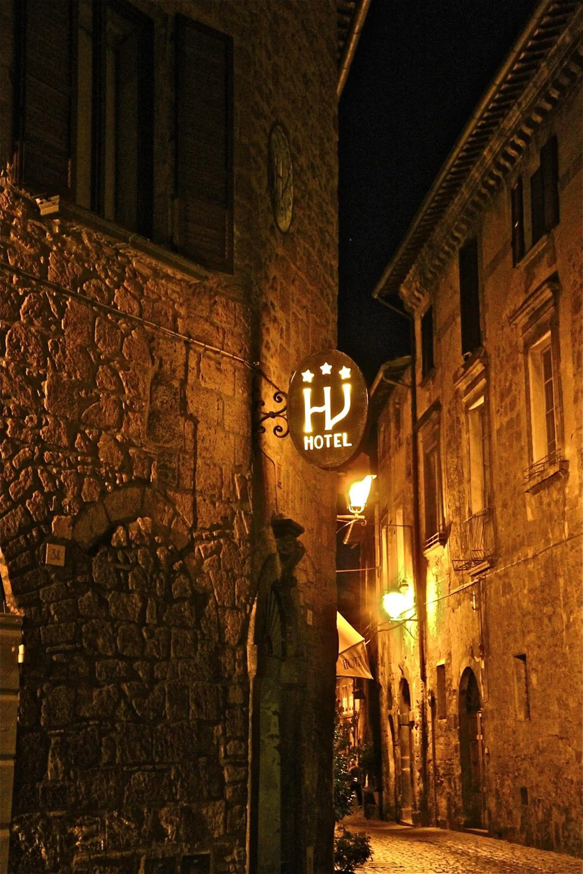 Facade/entrance in Hotel Valentino Centro Storico