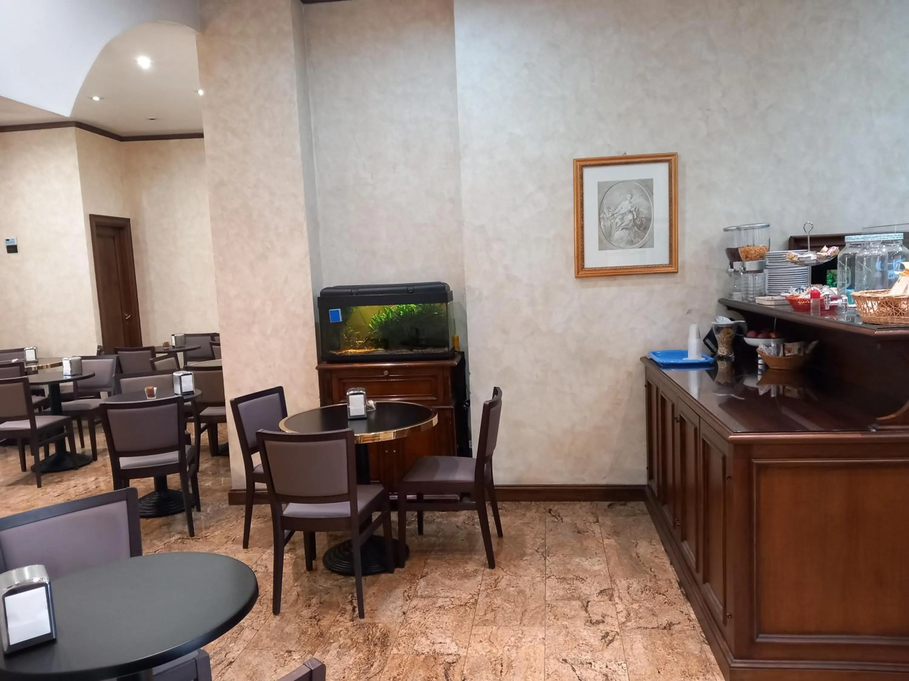 Breakfast in Hotel Valentino Centro Storico