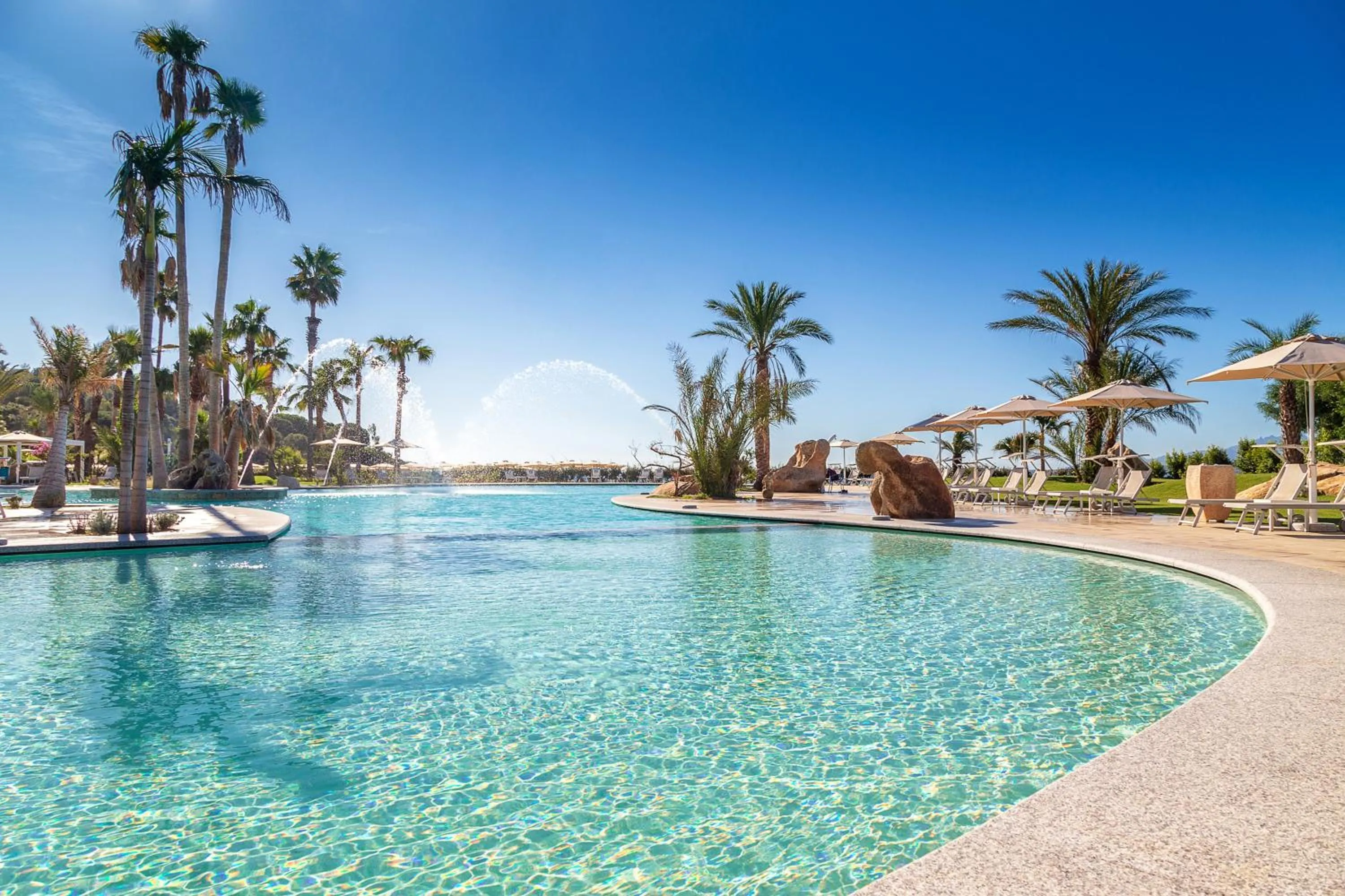 Swimming pool in Hotel Club Saraceno - Bovis Hotels
