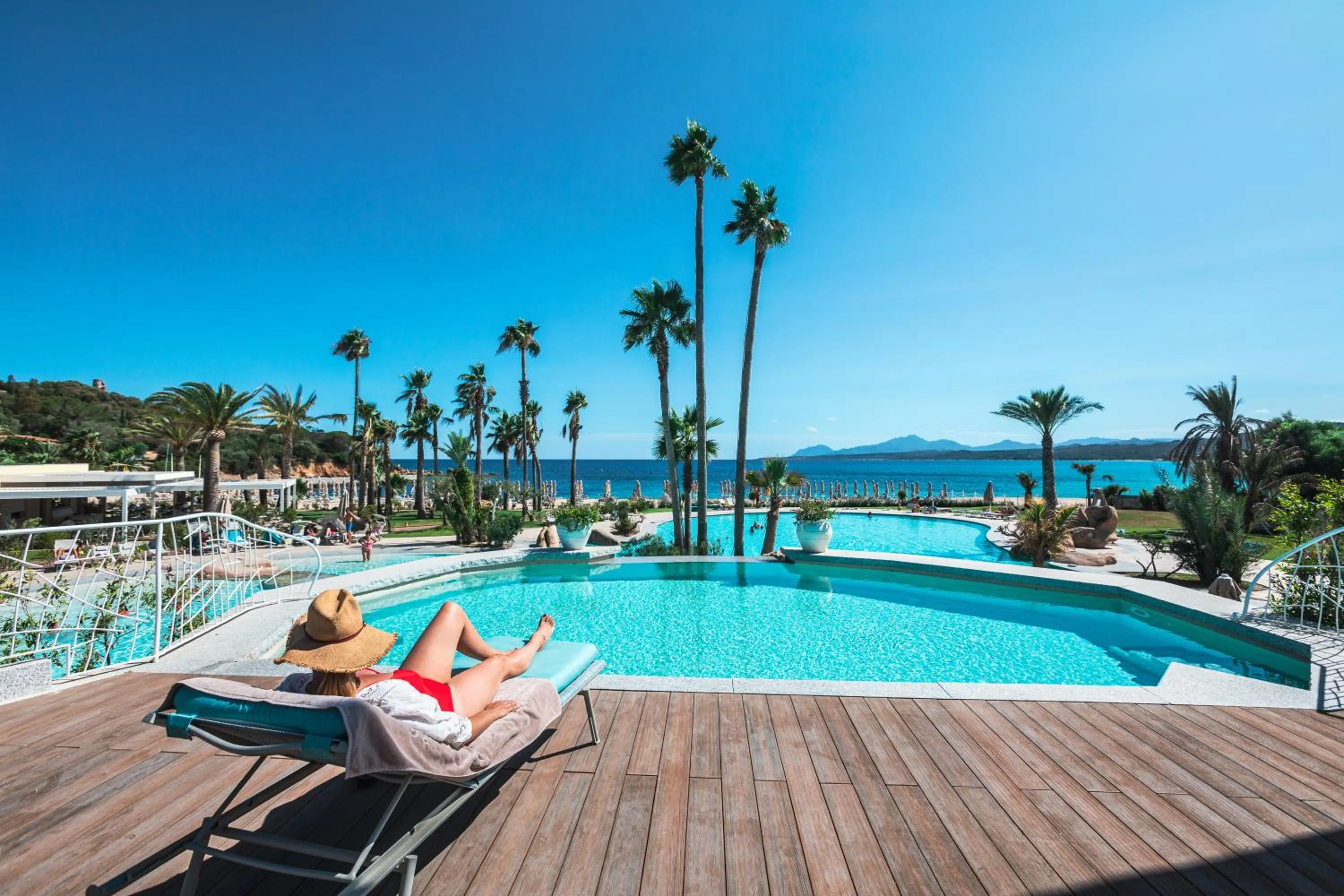 Swimming pool in Hotel Club Saraceno - Bovis Hotels