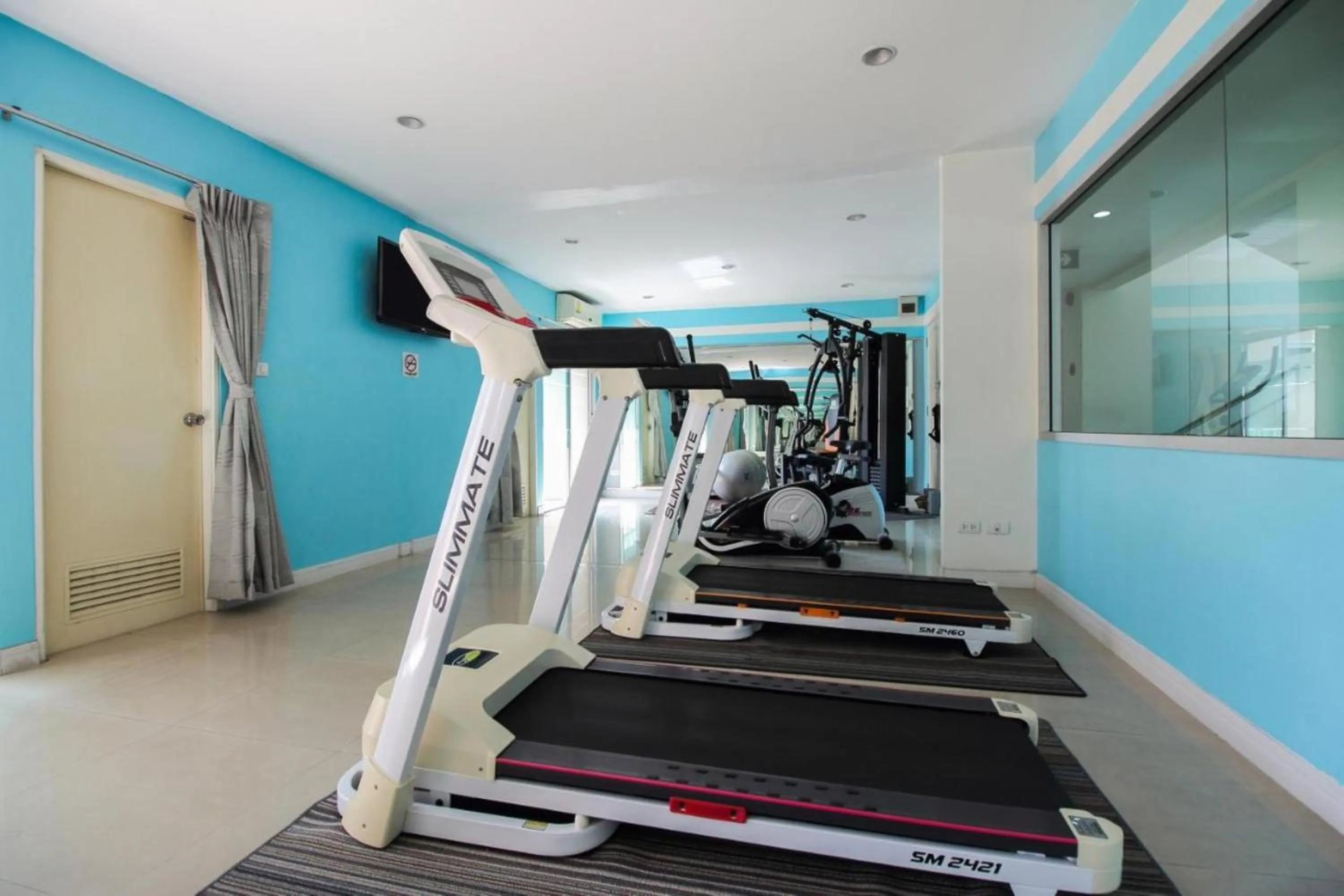 Fitness centre/facilities in Mee sook Hotel and Residence