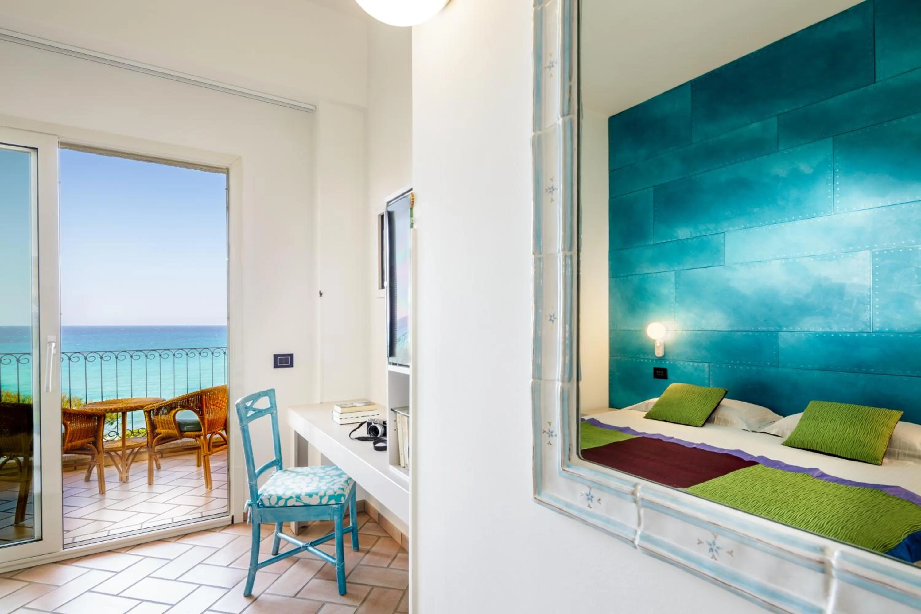 Sea view, Bed in Hotel Stella Maris