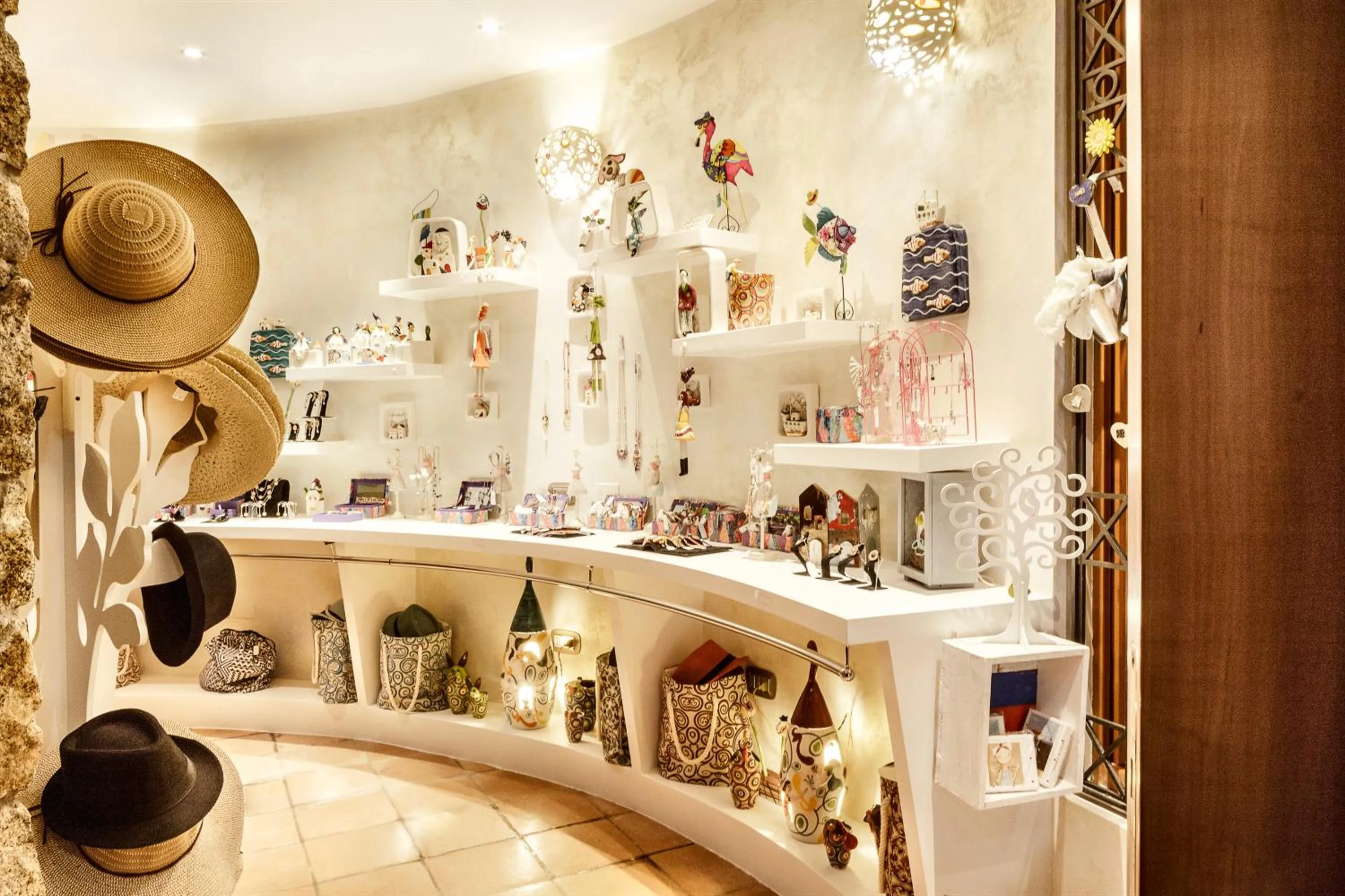 On-site shops in Hotel Stella Maris