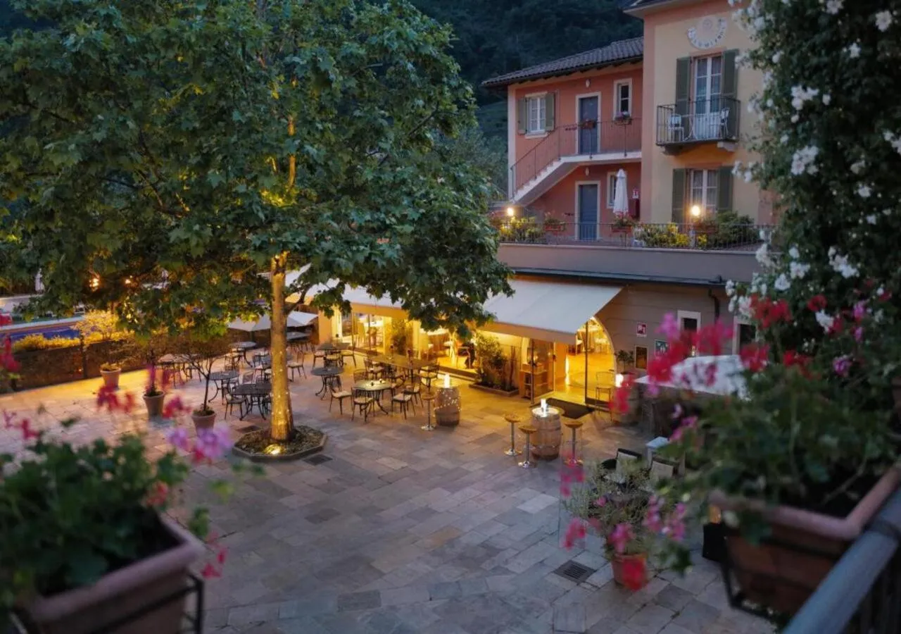 Restaurant/places to eat in Aquazzurra Resort & Aparthotel