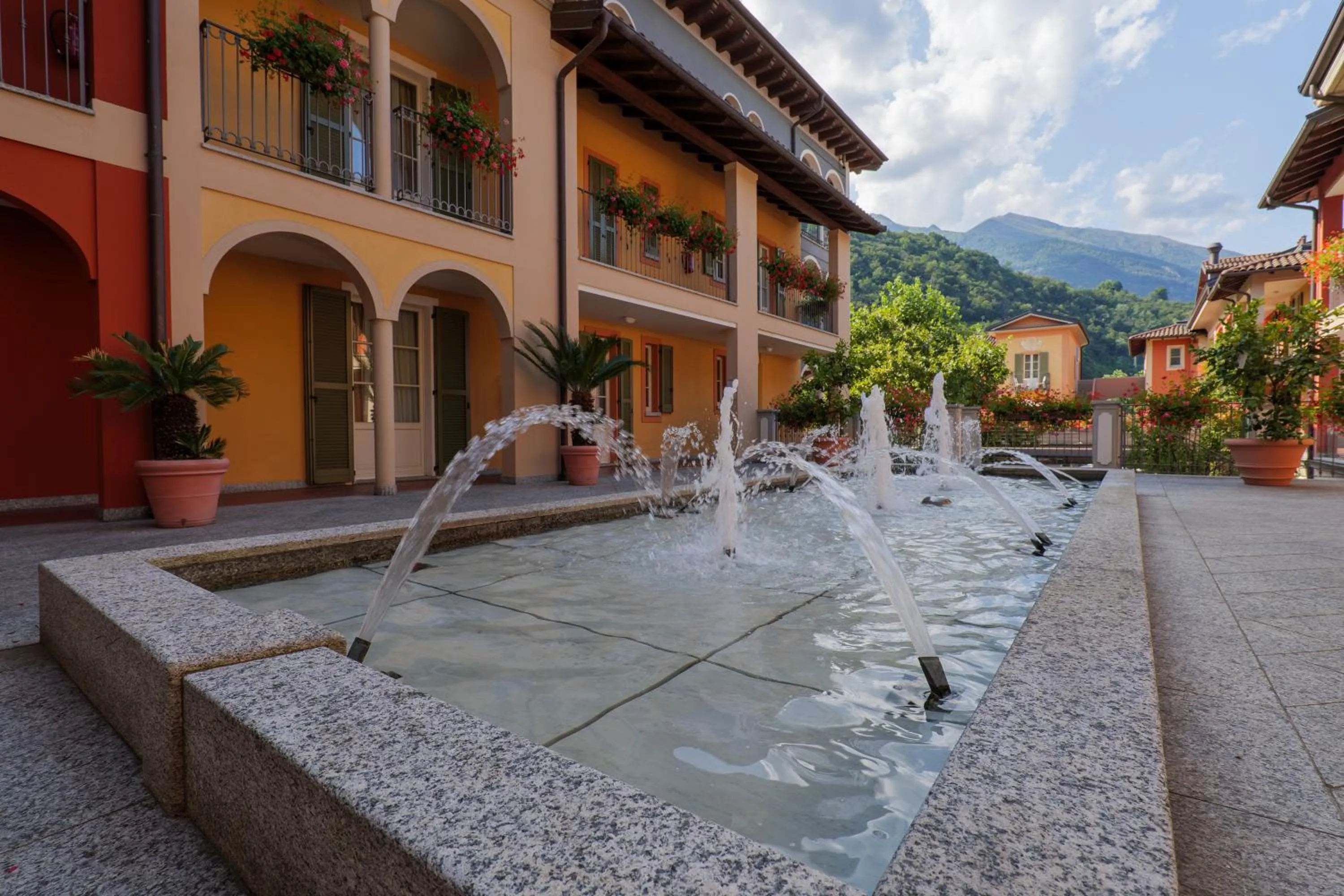 Inner courtyard view in Aquazzurra Resort & Aparthotel