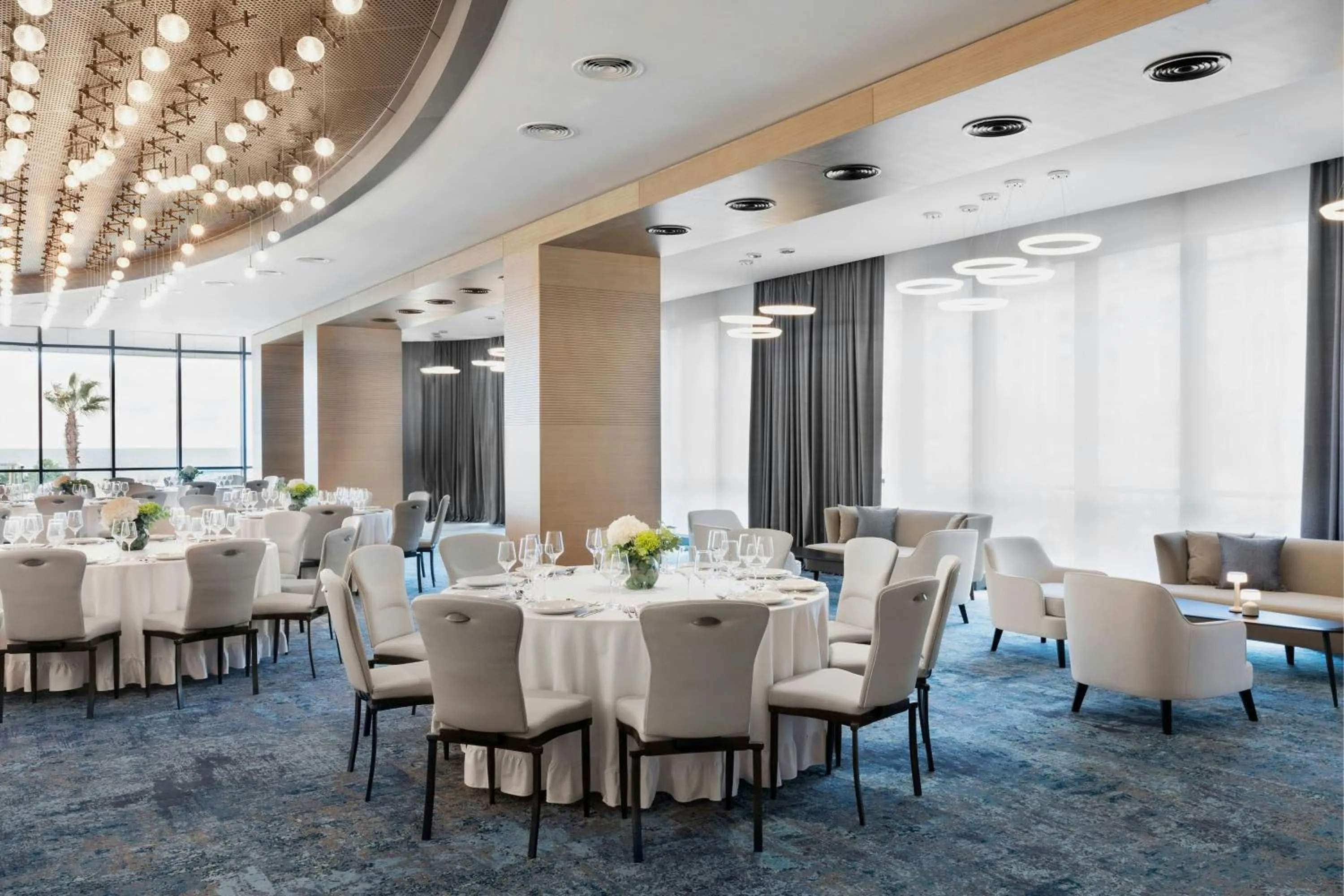 Meeting/conference room in Courtyard by Marriott Batumi