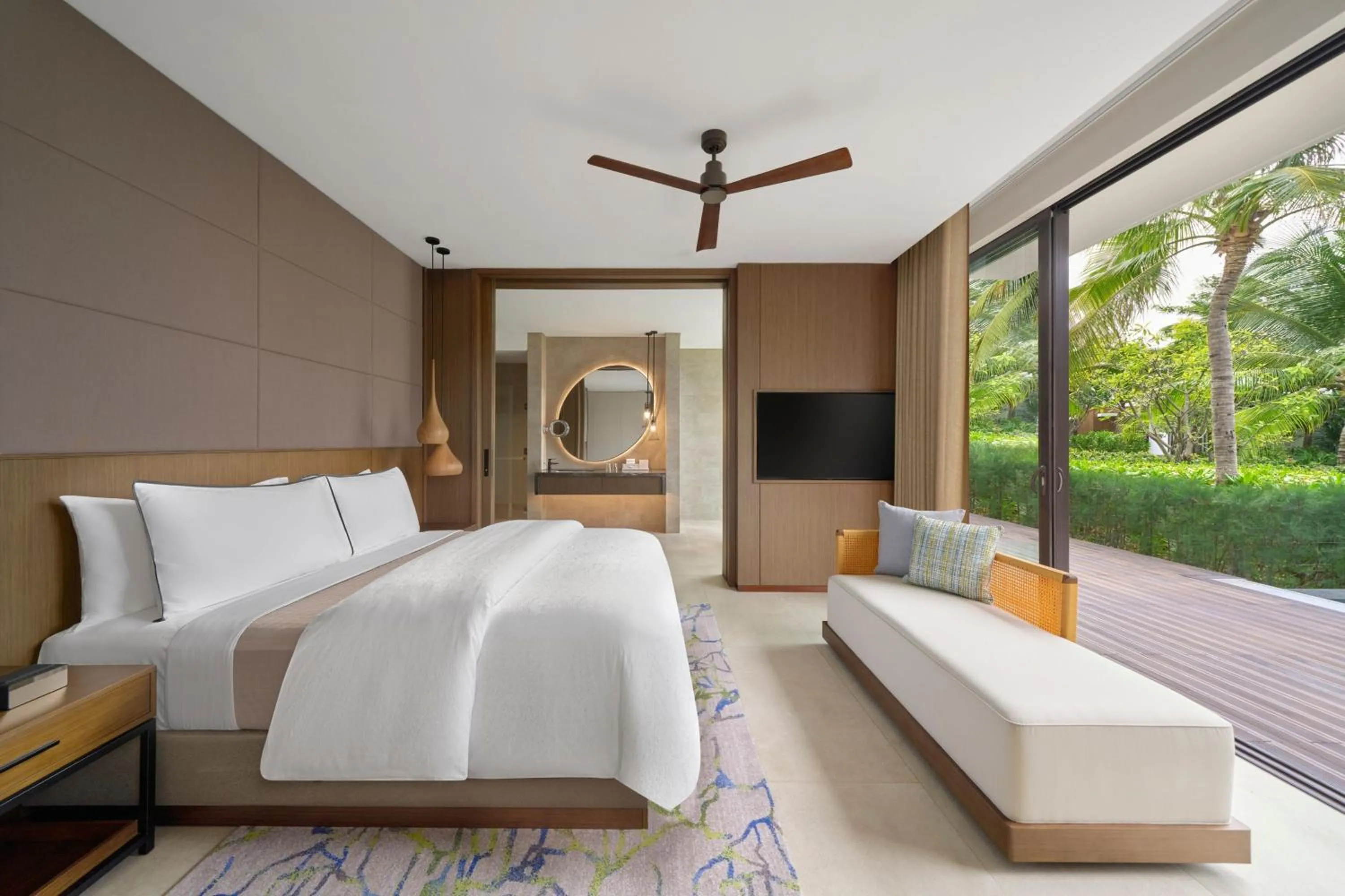 Bedroom, Bed in The Westin Resort & Spa Cam Ranh