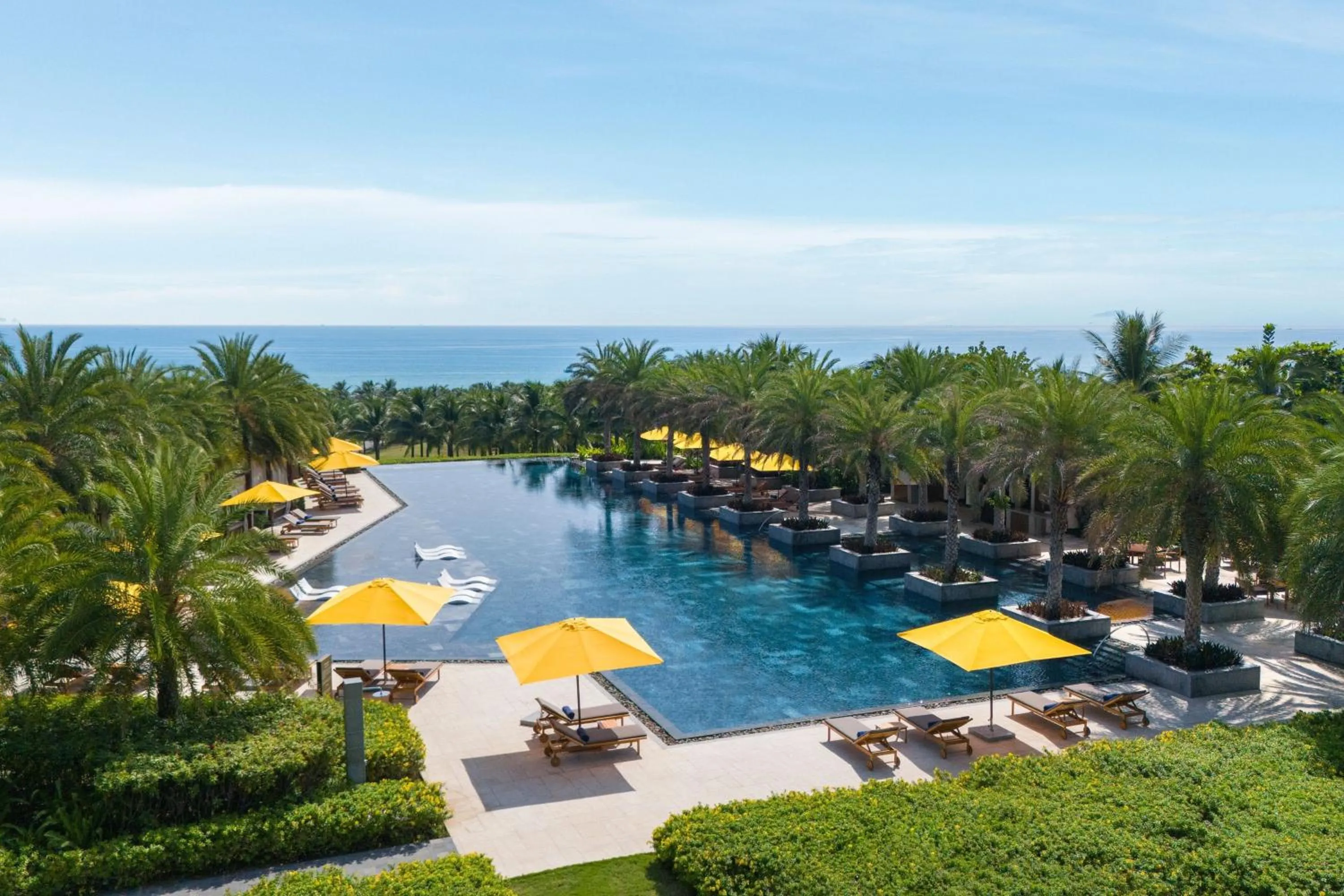Swimming pool in The Westin Resort & Spa Cam Ranh