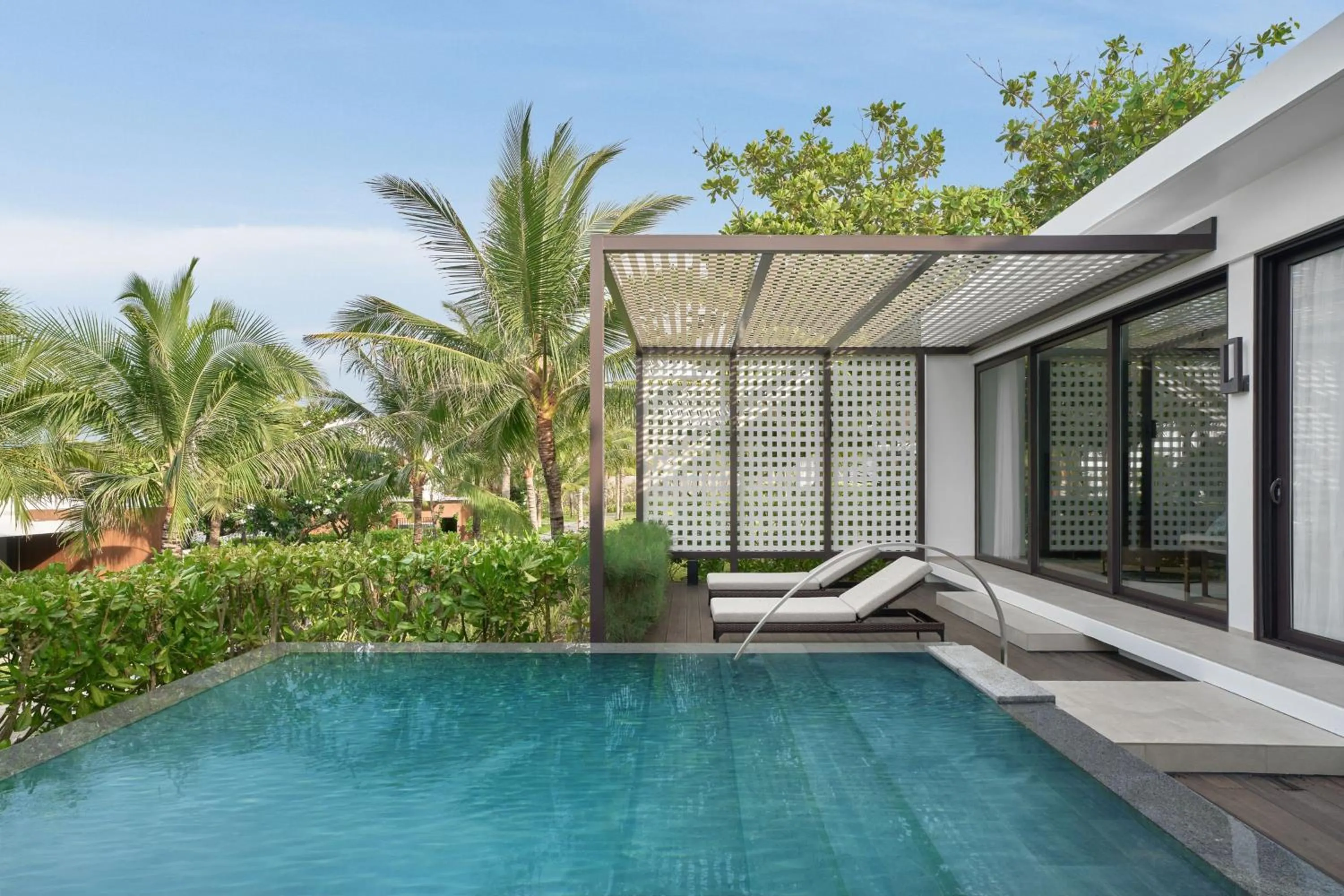 Bedroom in The Westin Resort & Spa Cam Ranh