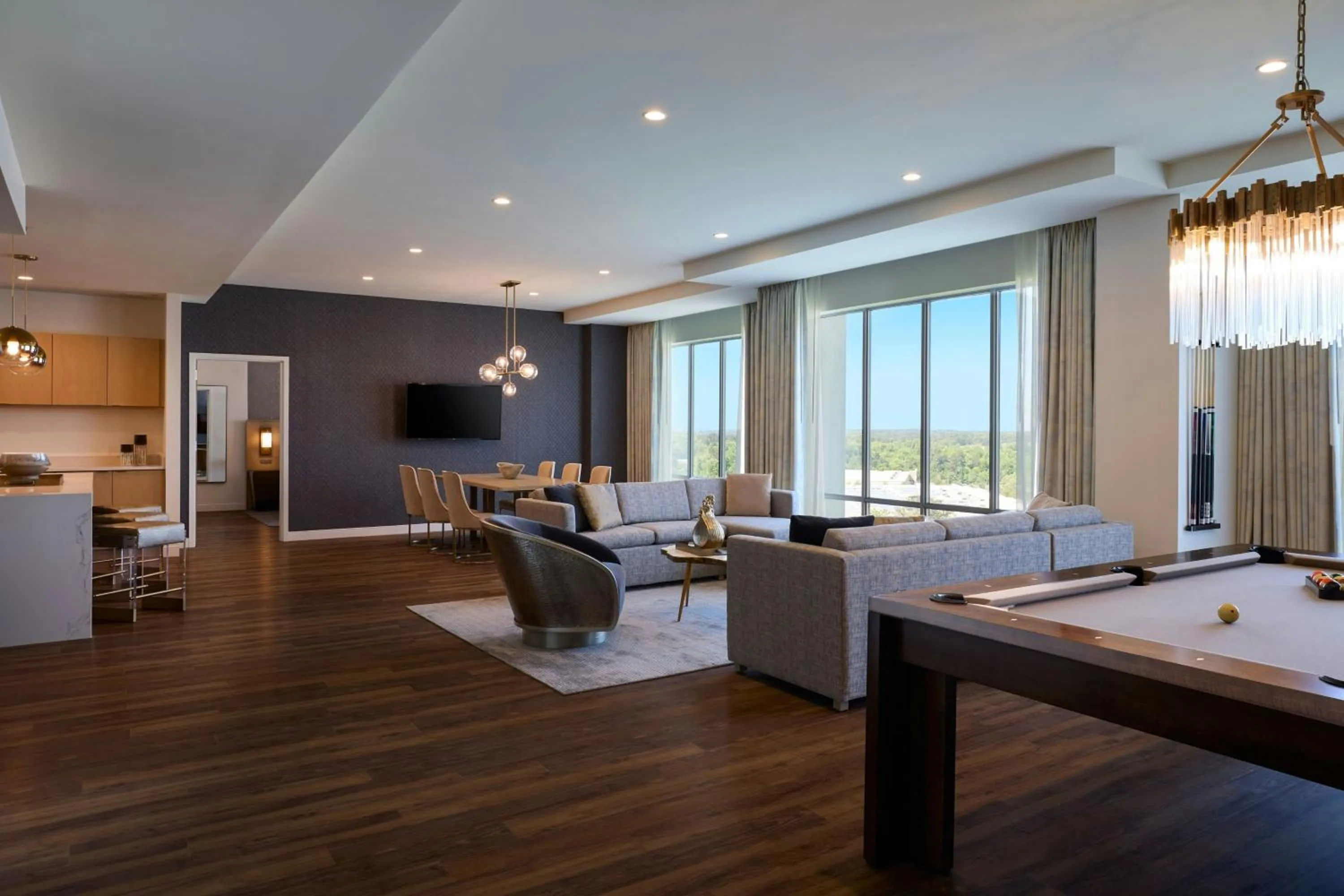 Photo of the whole room in The Westin Raleigh-Durham Airport