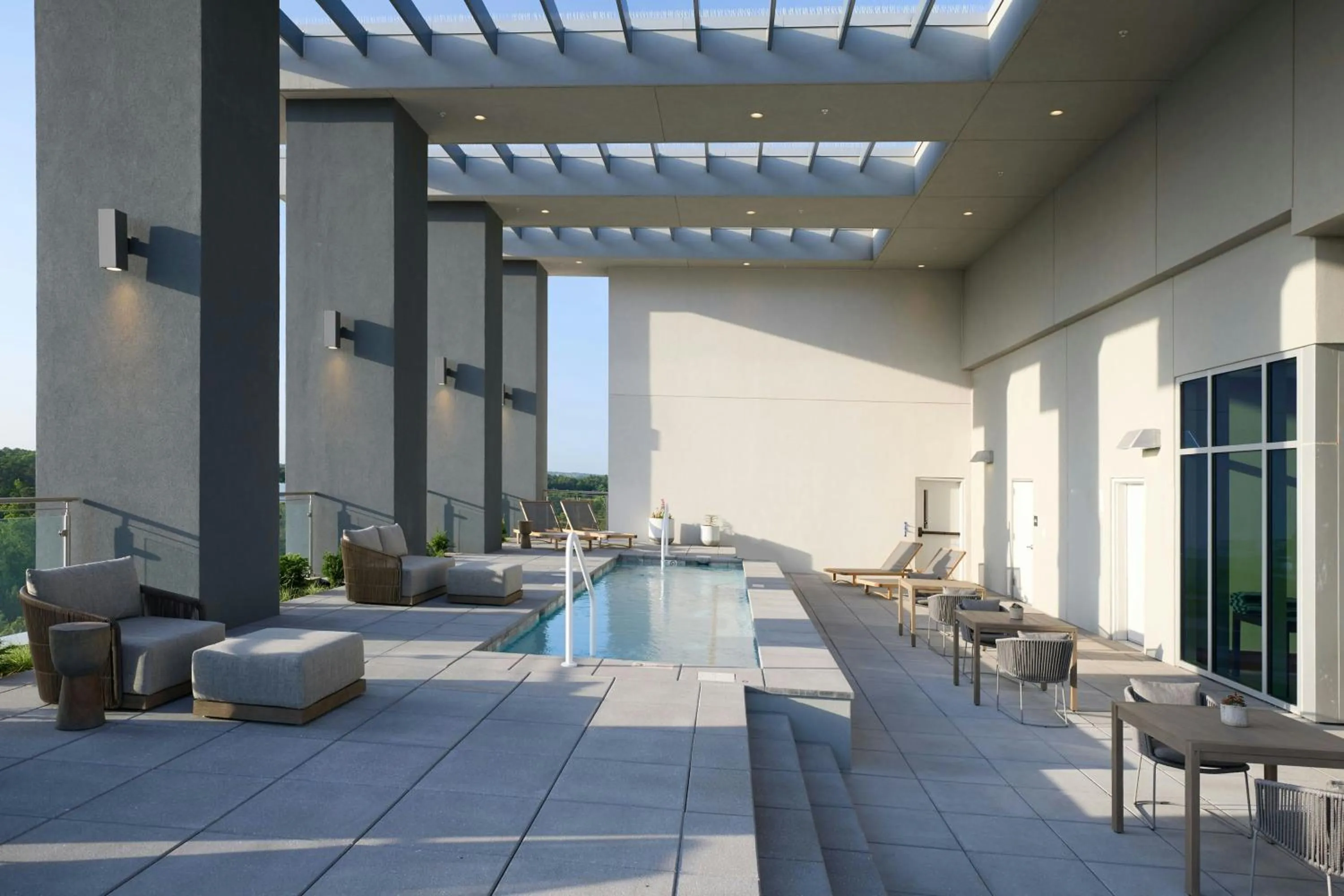 Swimming pool in The Westin Raleigh-Durham Airport